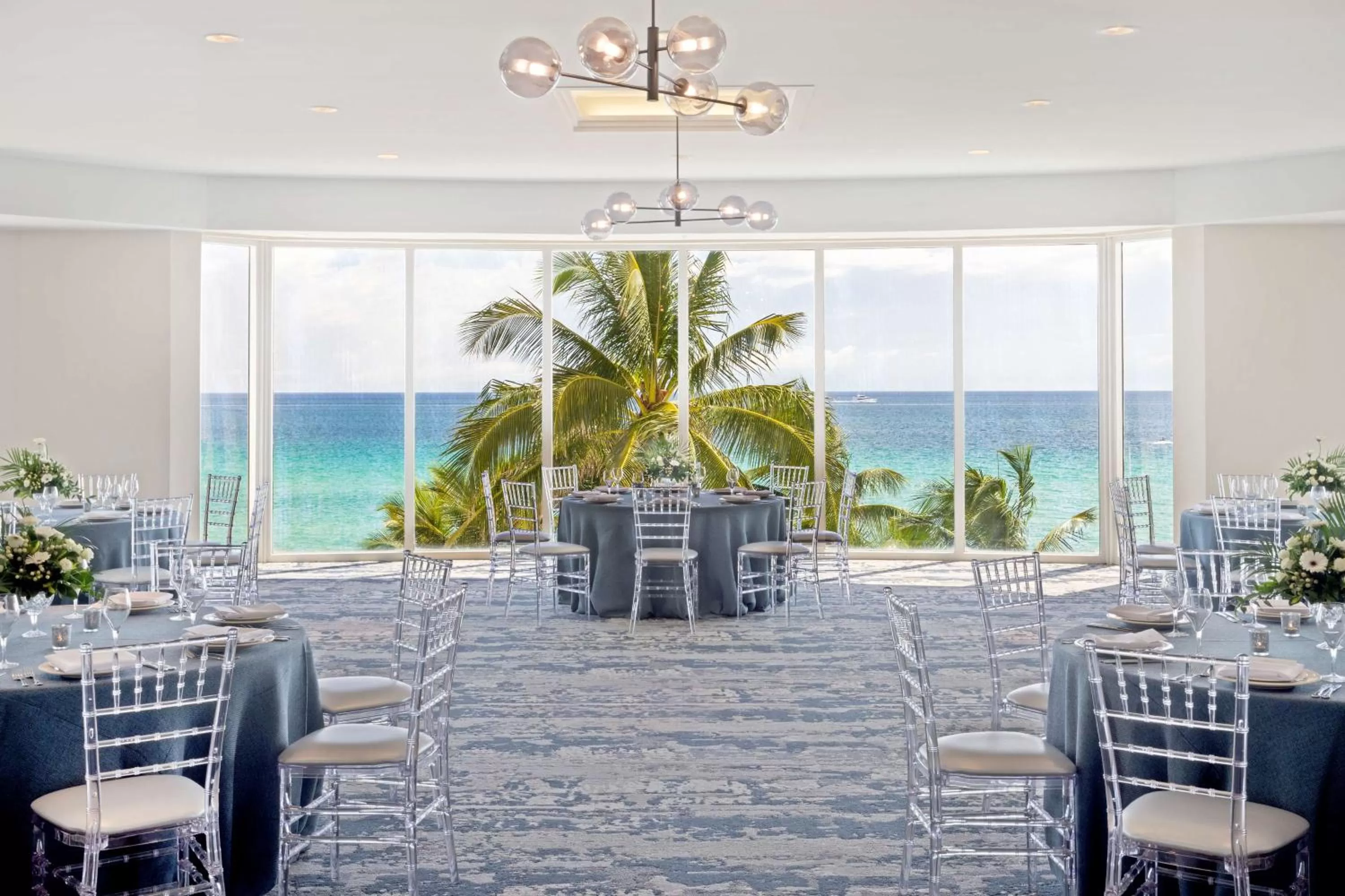 Meeting/conference room in DoubleTree by Hilton Ocean Point Resort - North Miami Beach