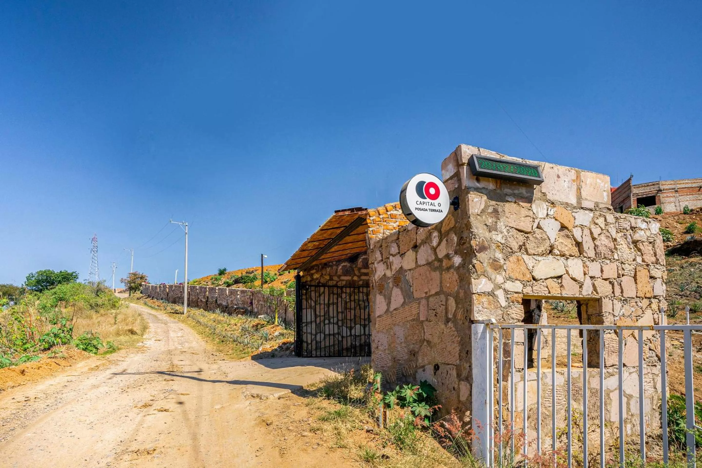 Facade/entrance in Collection O Hotel Monte Agave