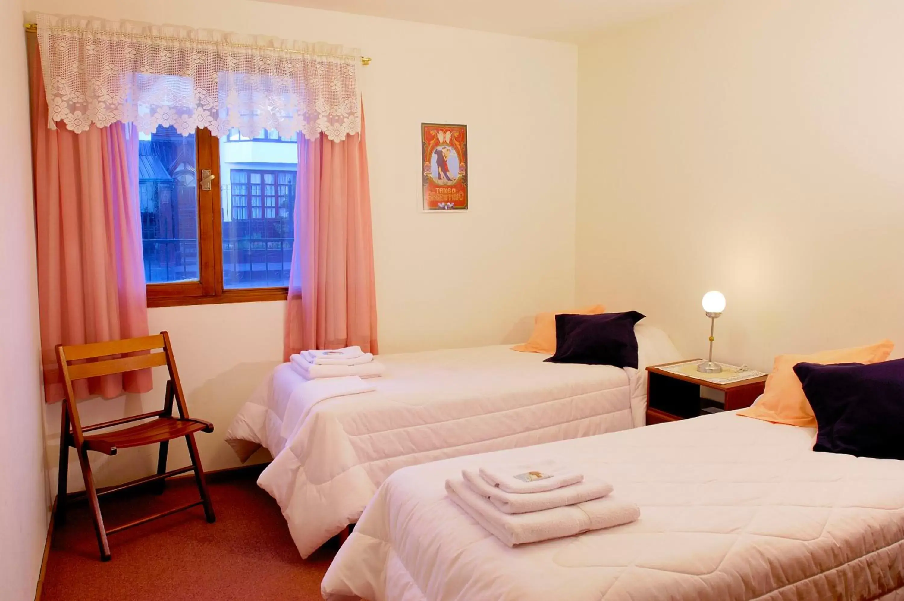 Budget Double Room in Tango B&B Budget Double Room in Tango B&B