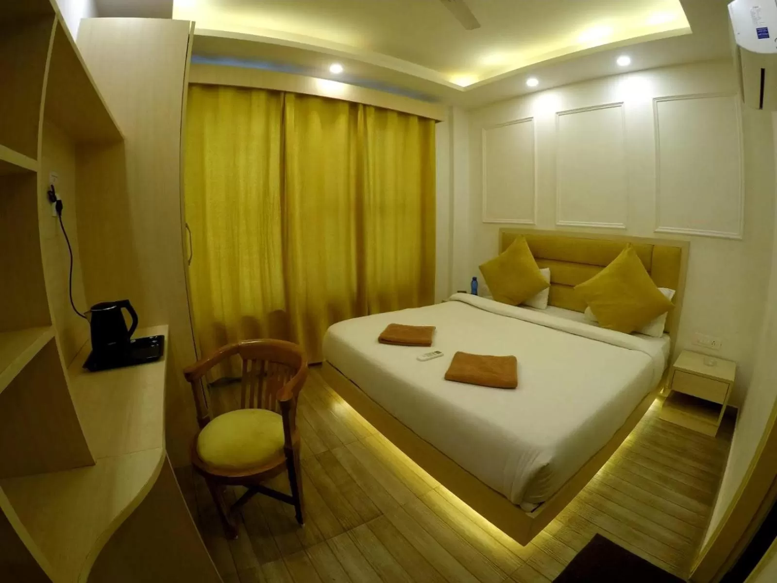 Bed in Hotel The Moksham