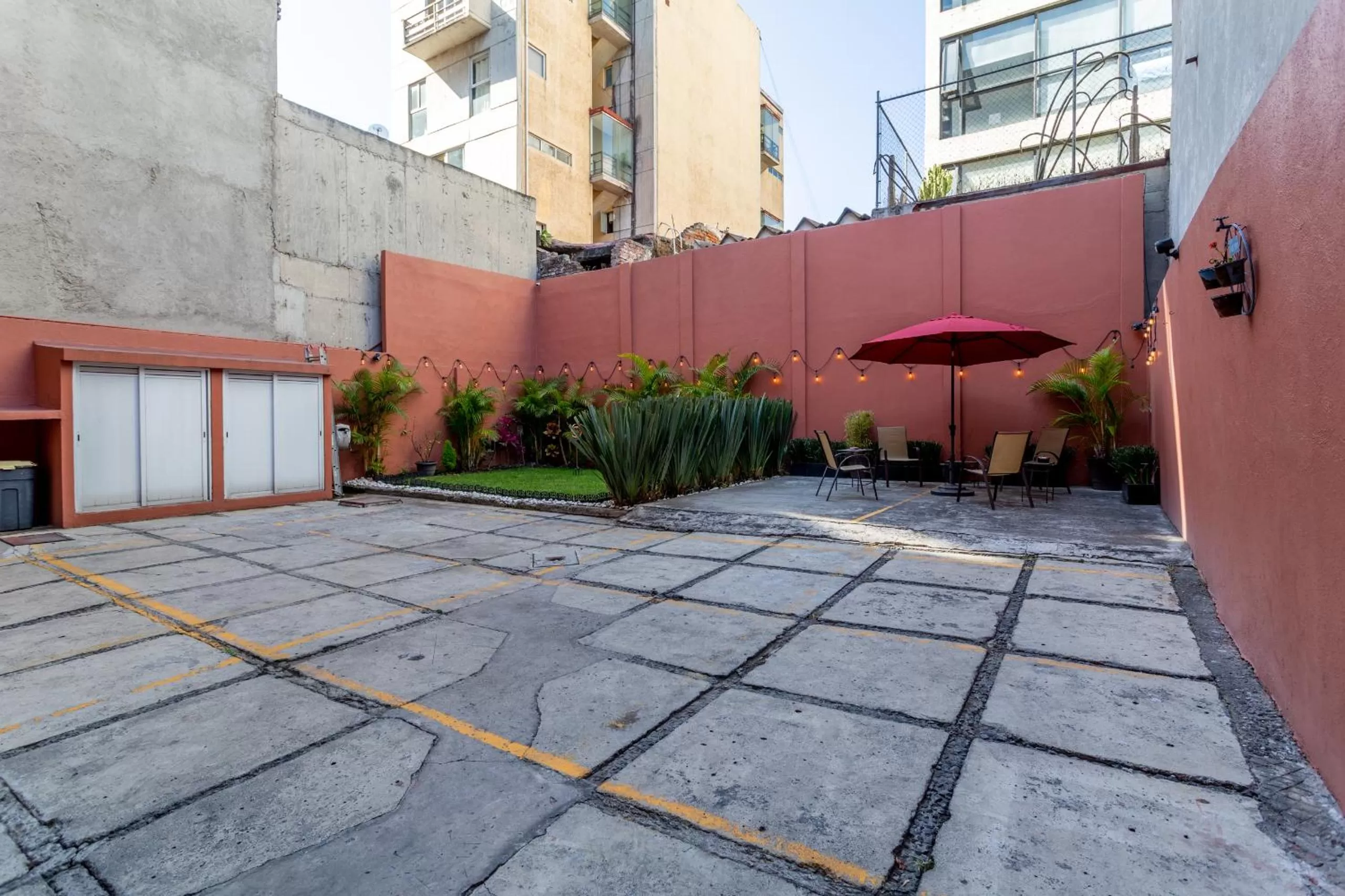 Patio in Suites 259 Condesa
