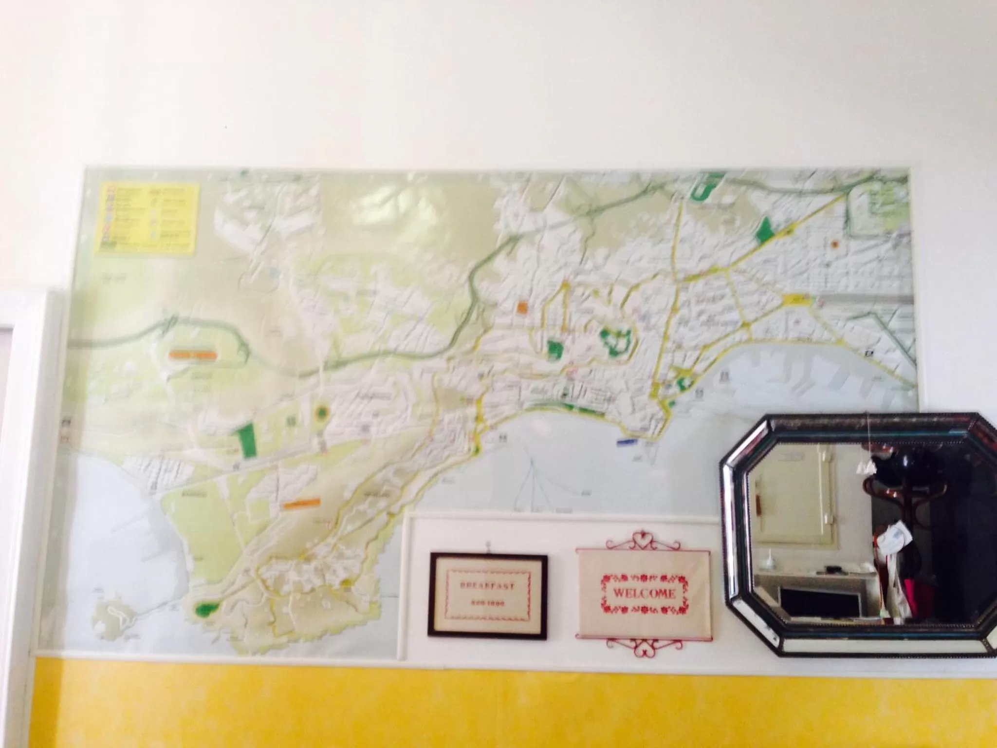 Decorative detail in B&B Platamon