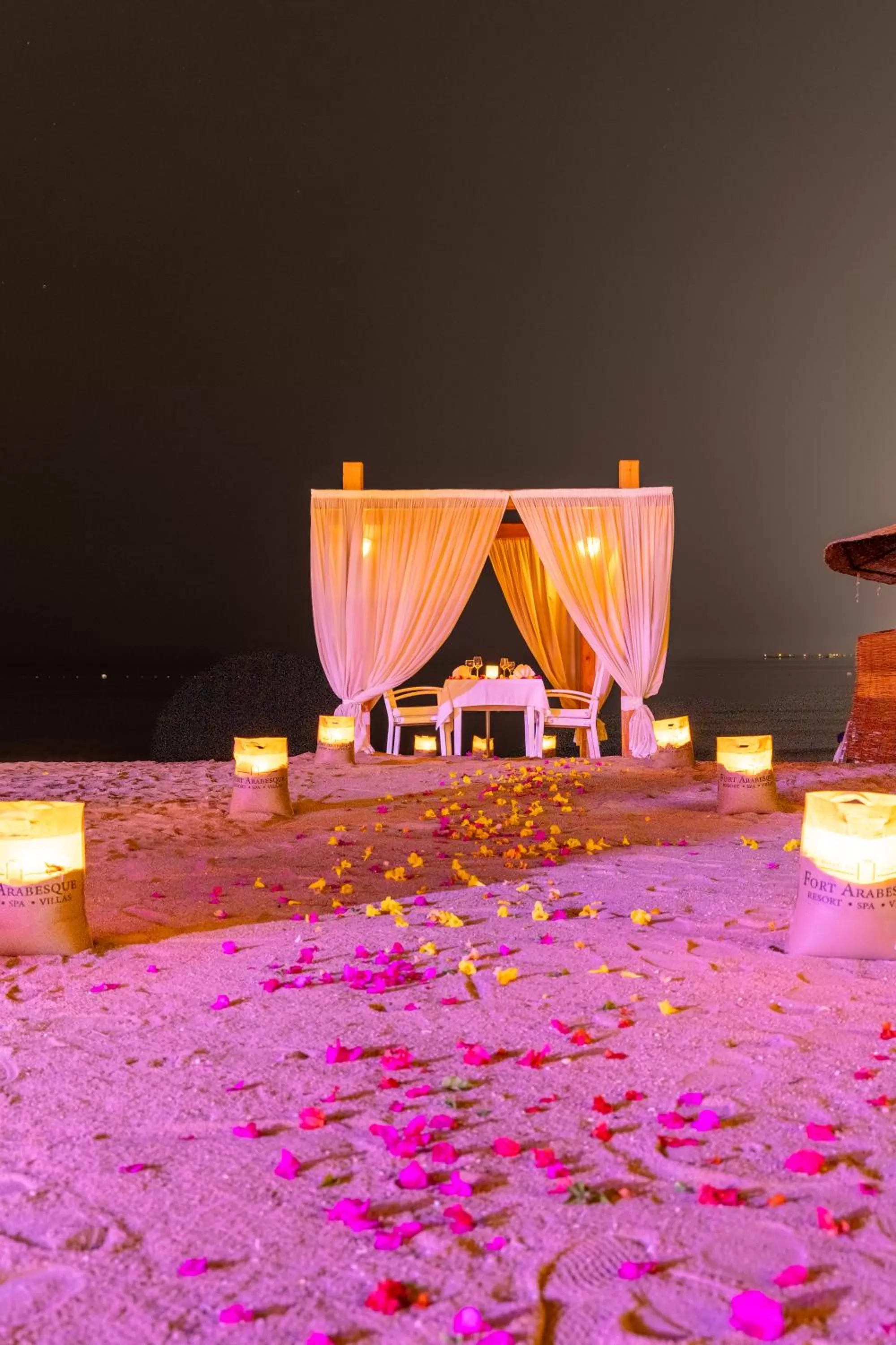 Night in Fort Arabesque Resort, Spa & Villas