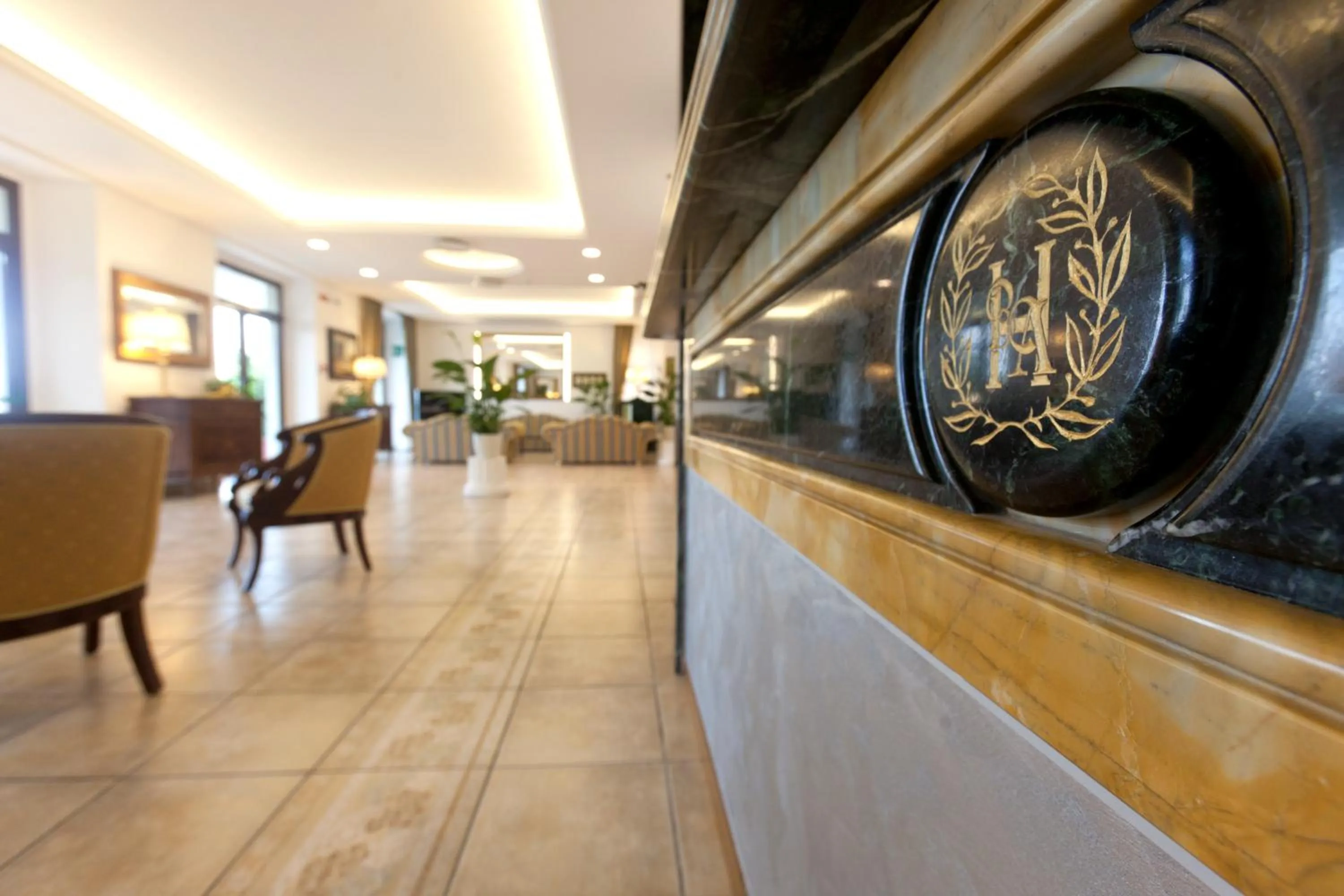 Decorative detail in Baia D'Argento