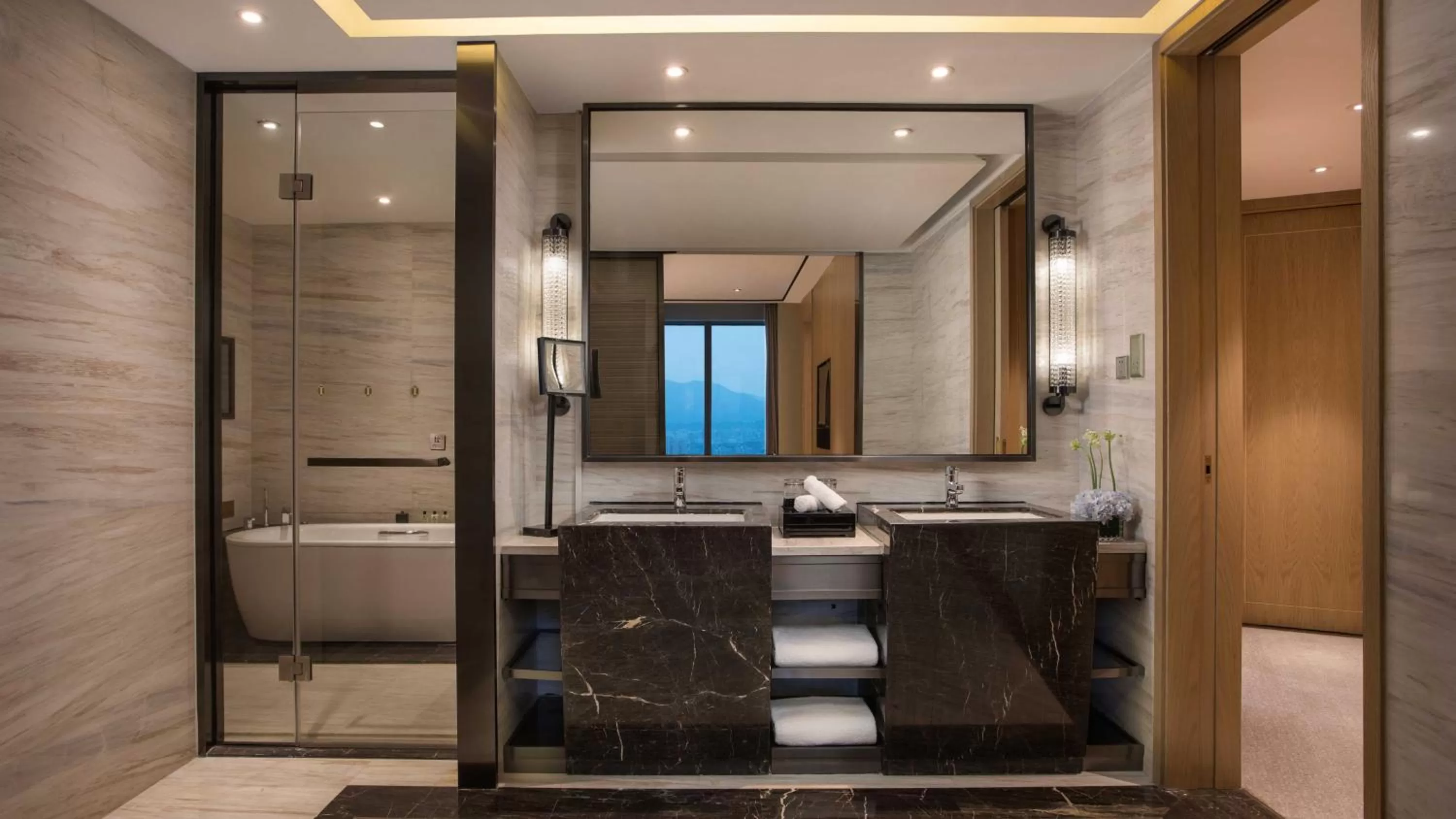 Bathroom in InterContinental Fuzhou