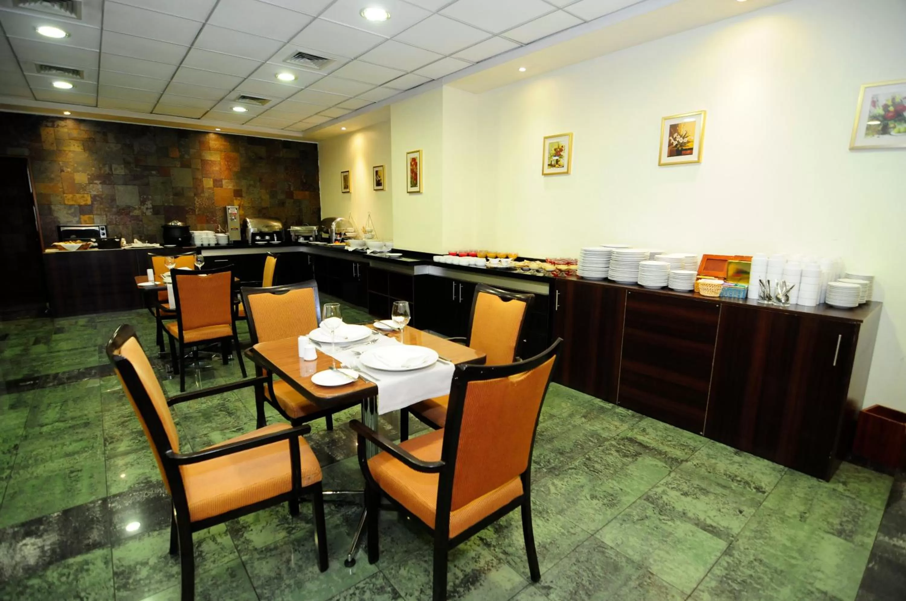 Restaurant/places to eat in Hotel Diego De Almagro Calama