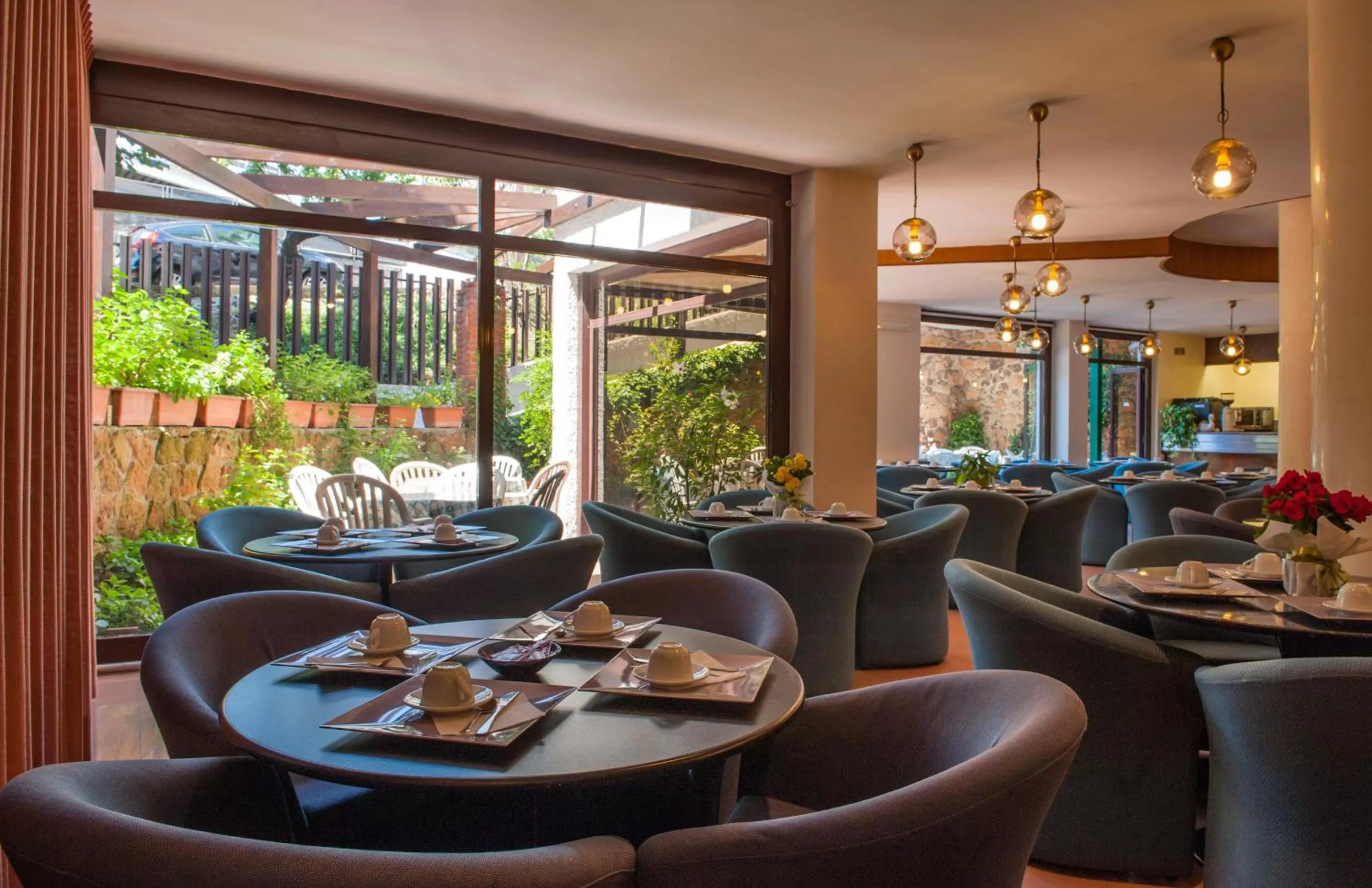 Restaurant/places to eat in Hotel La Pergola