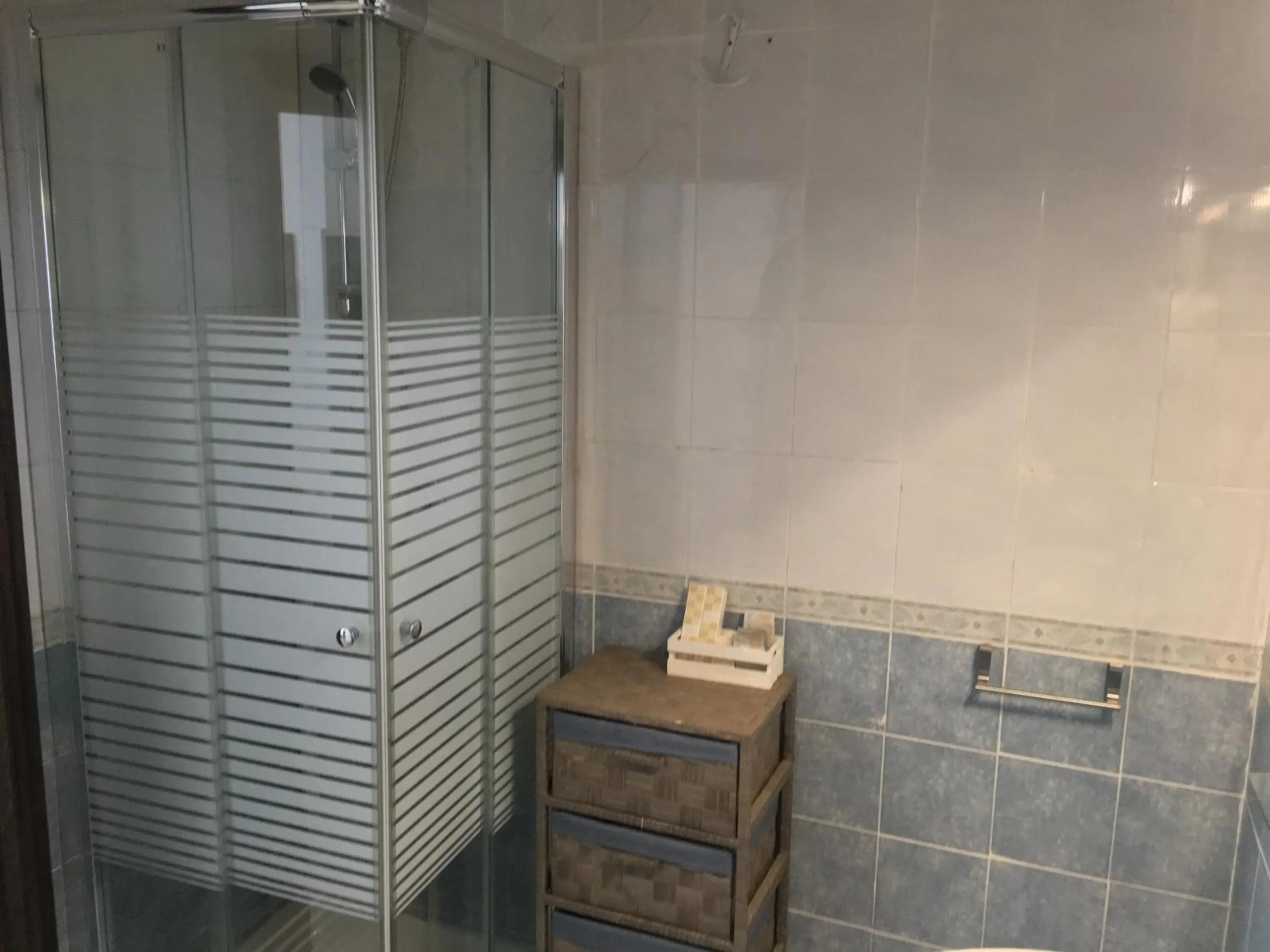 Shower in Hotel Virgilio