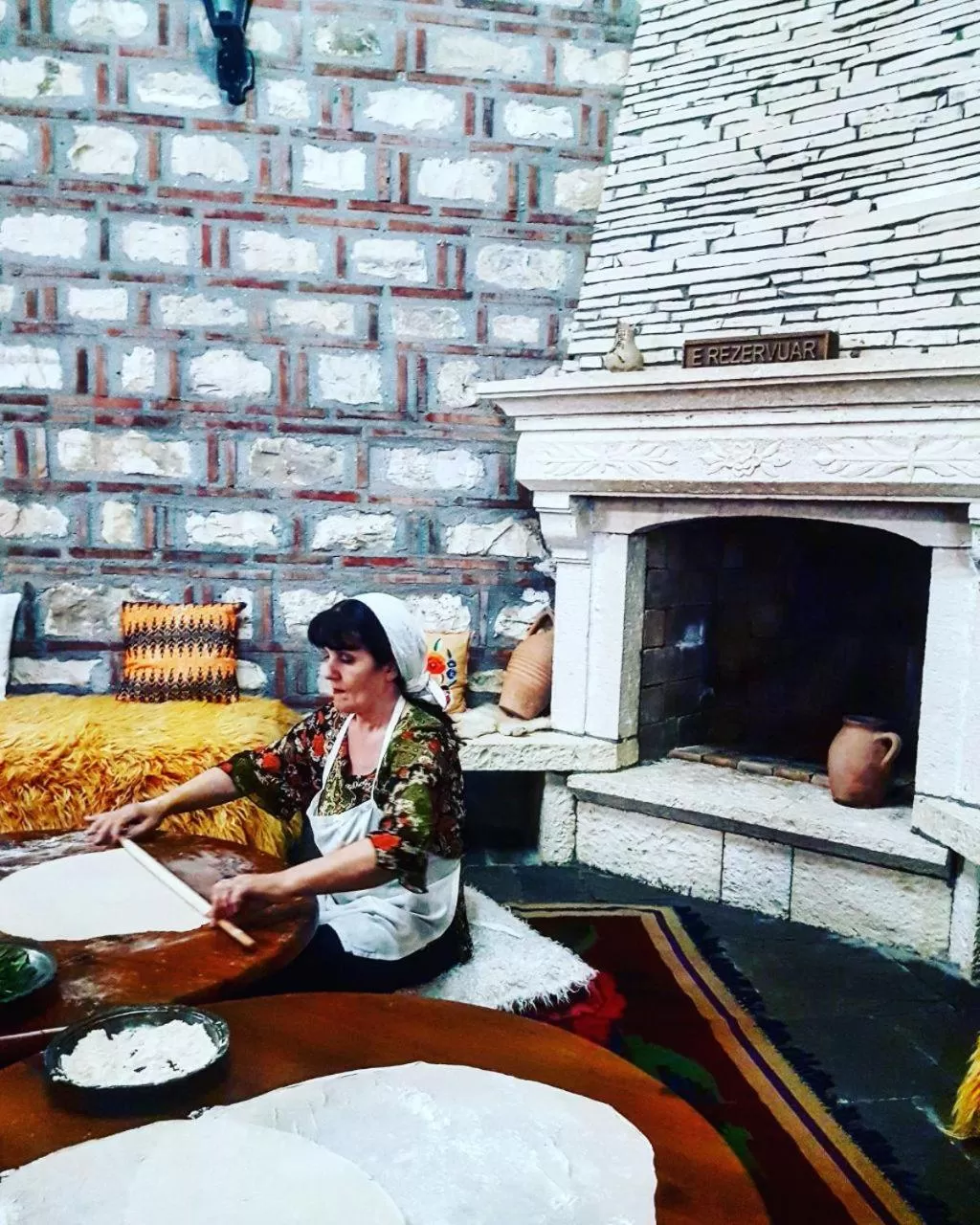 Seating area in Hotel Berati