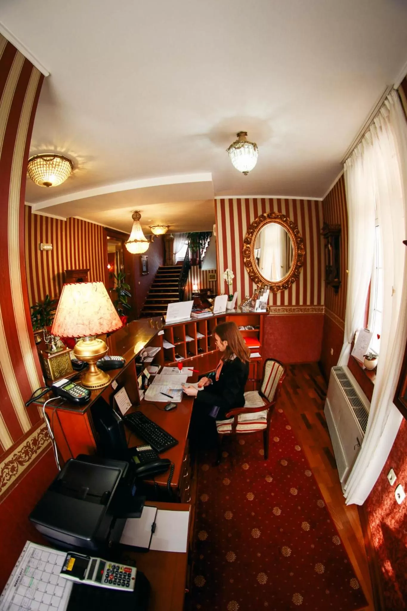 Staff, Restaurant/Places to Eat in Garni Hotel Andric