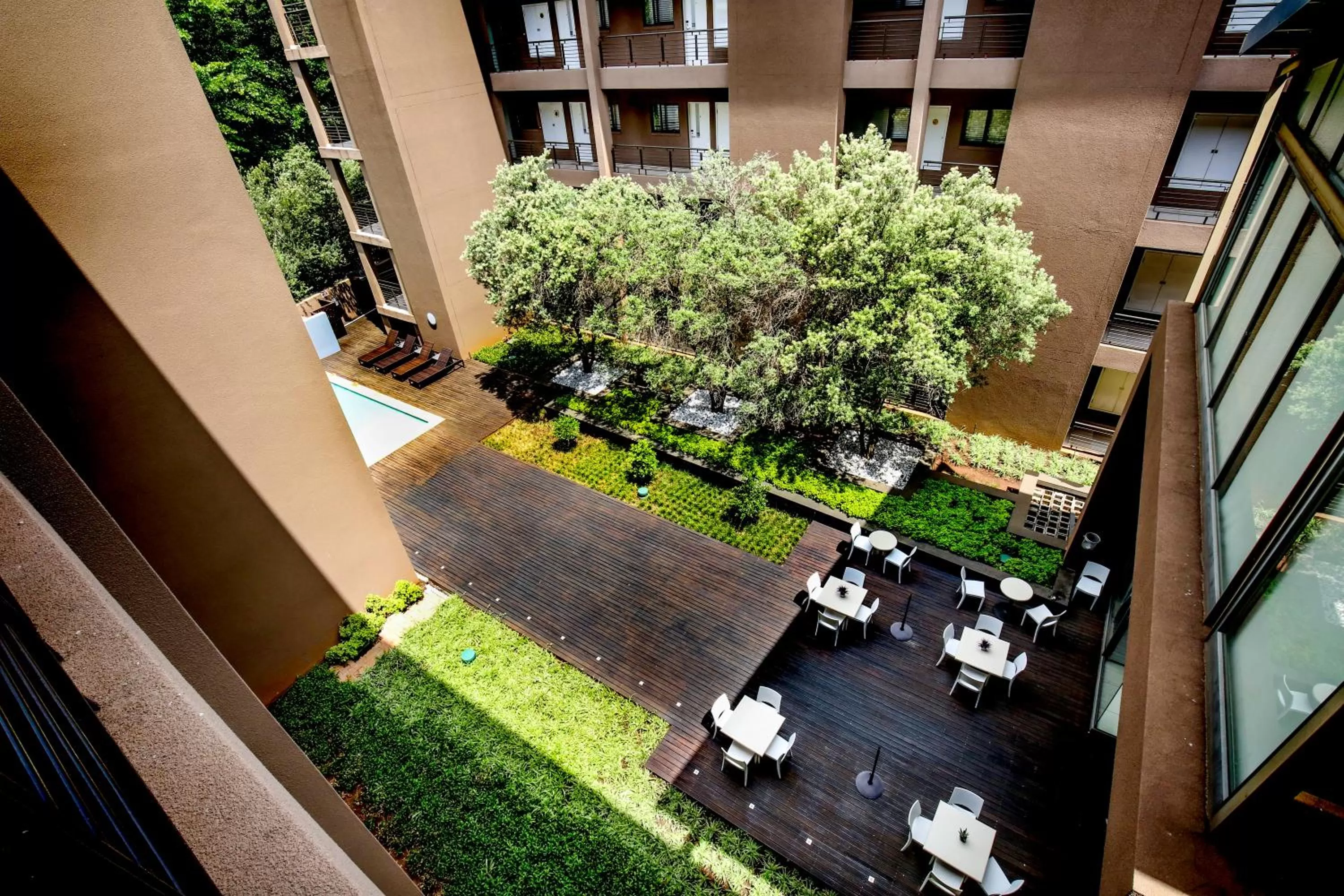 Patio in The Nicol Hotel and Apartments