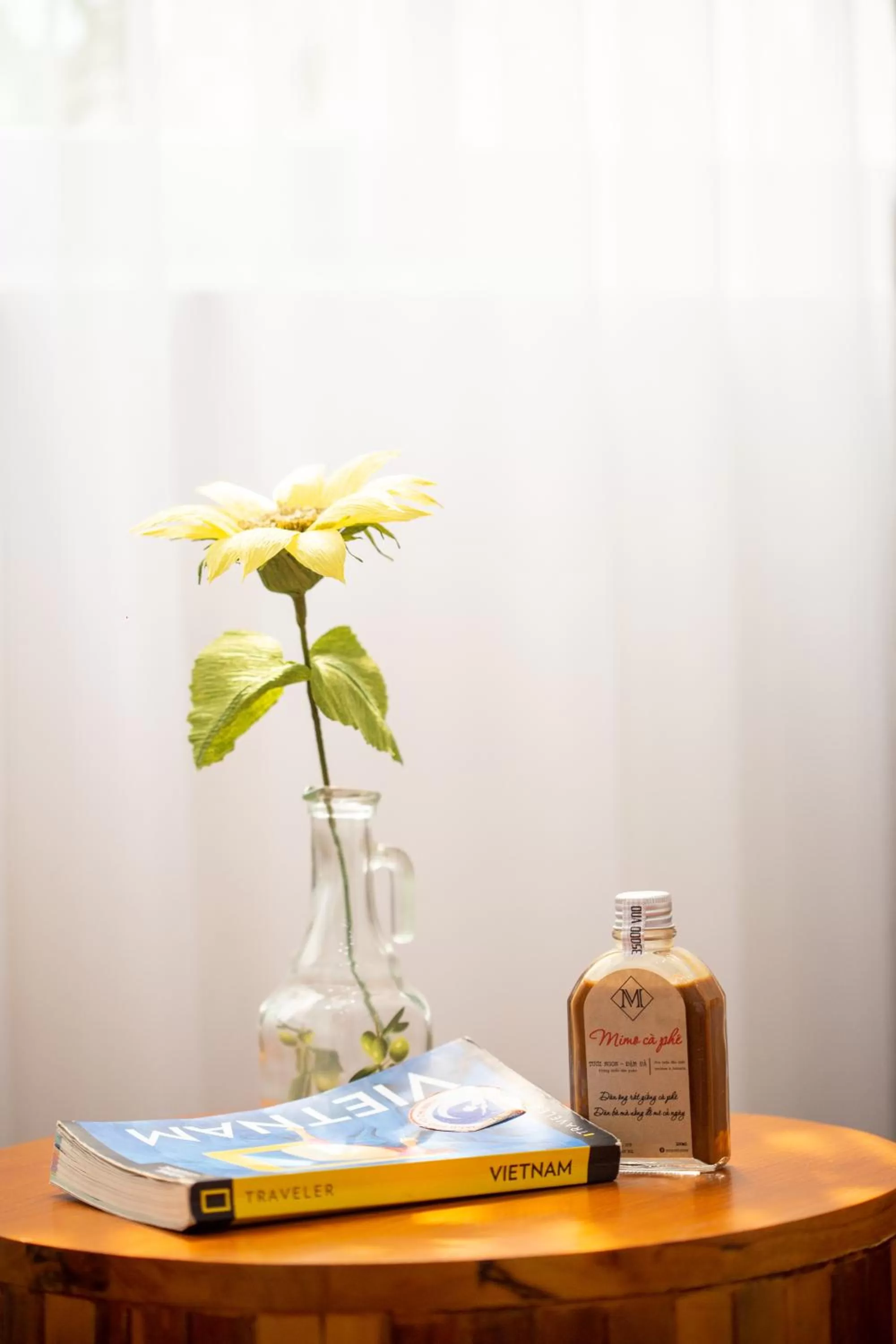Seating area in Chez Mimosa Local