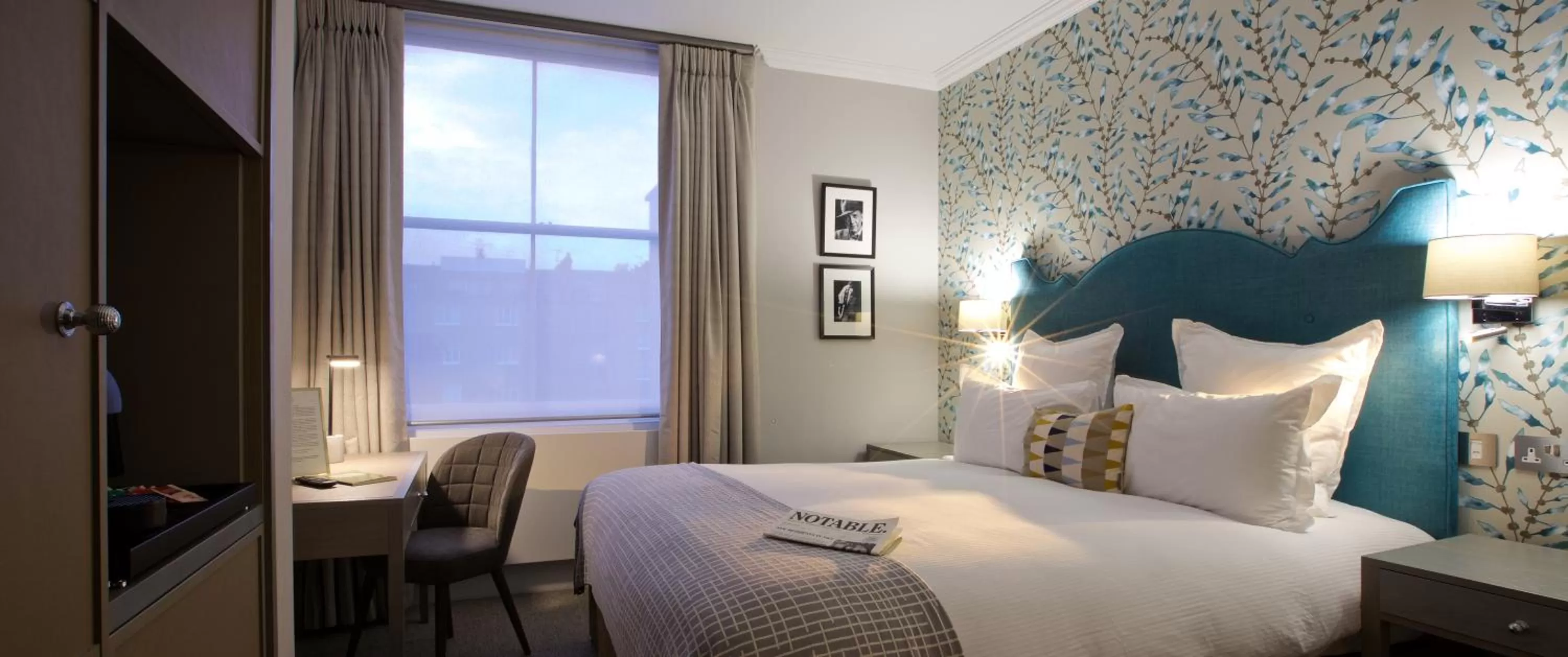 Bed in 54 Queen's Gate Hotel