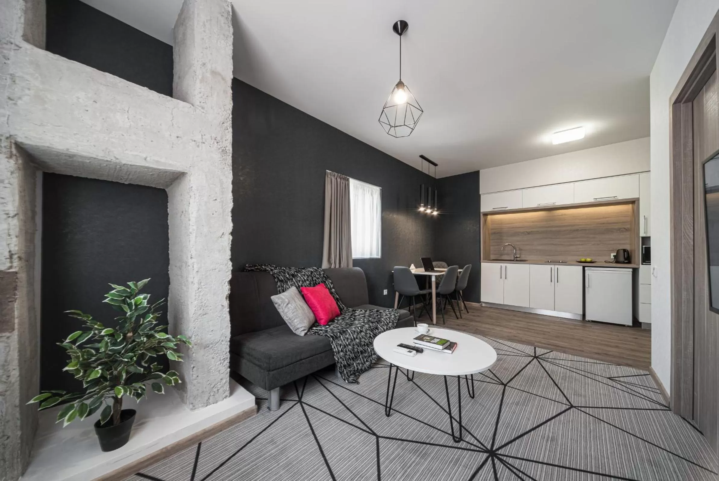 Kitchen or kitchenette in Amarant Urban Hotel by CHM