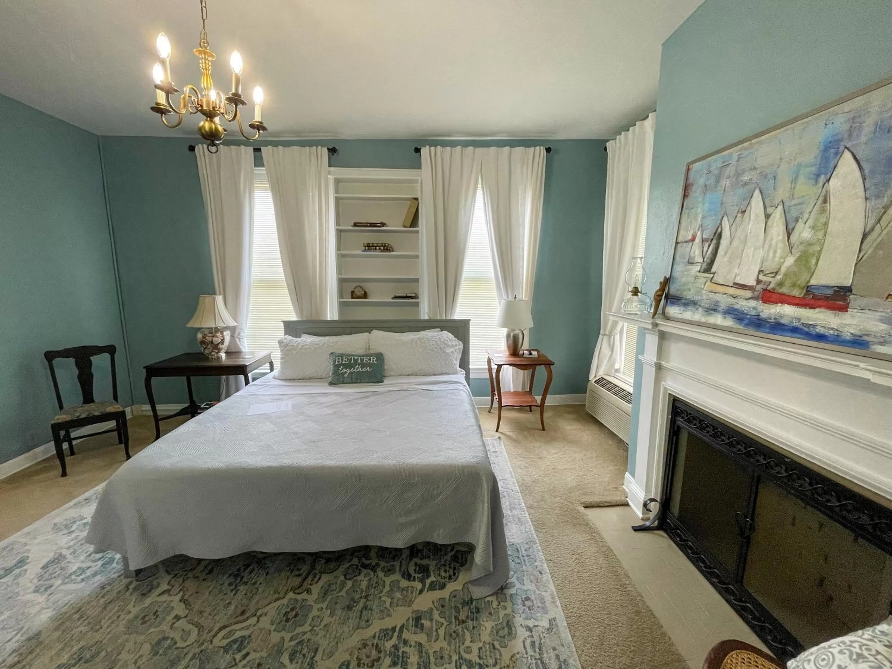 Photo of the whole room, Bed in Meadows Inn