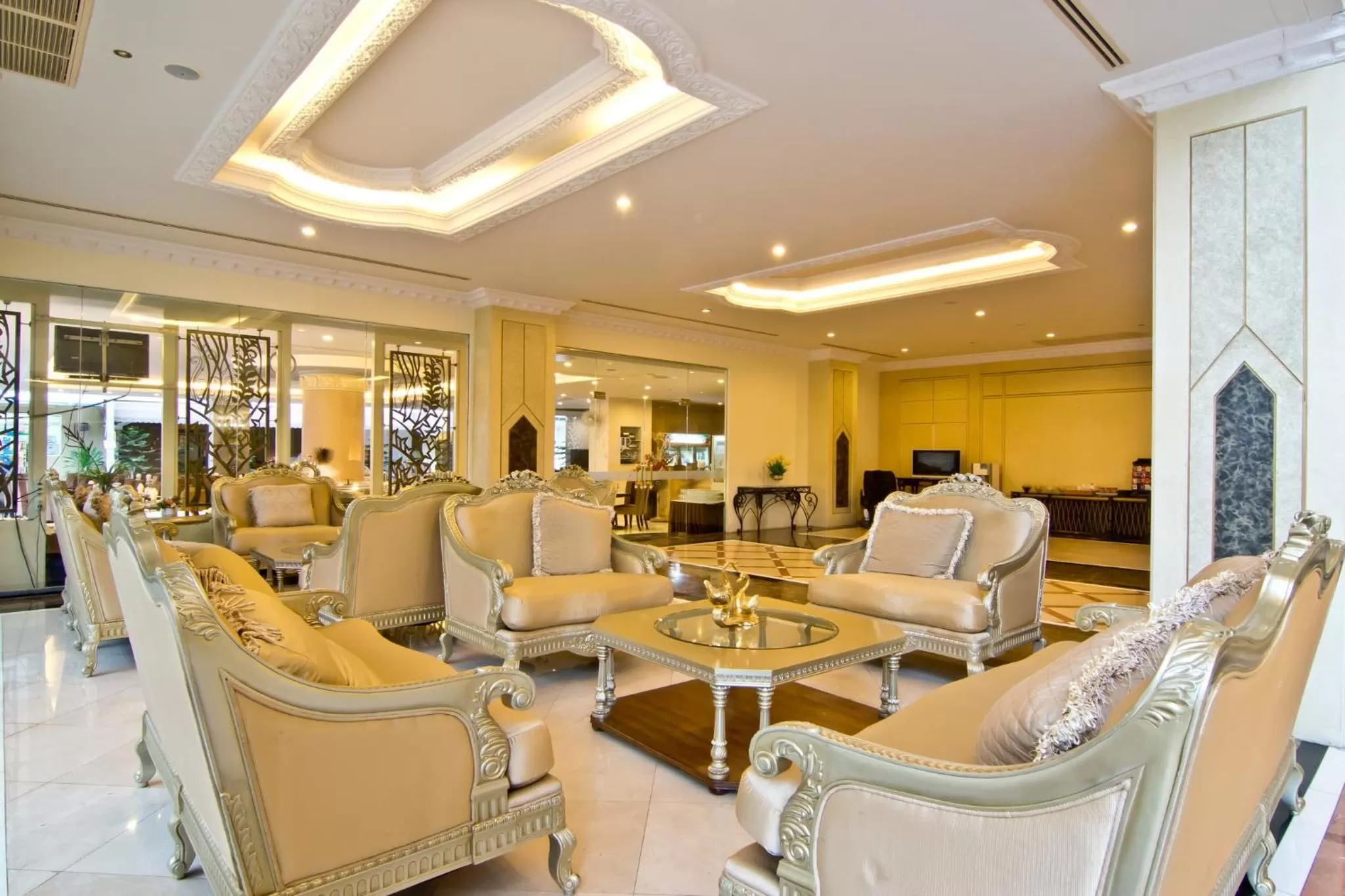 Lobby or reception in LK Royal Suite