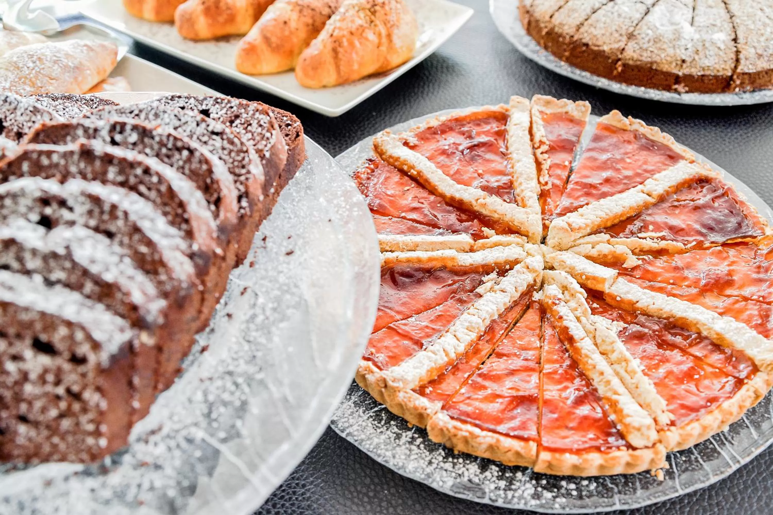 Breakfast in Italiana Hotels Florence