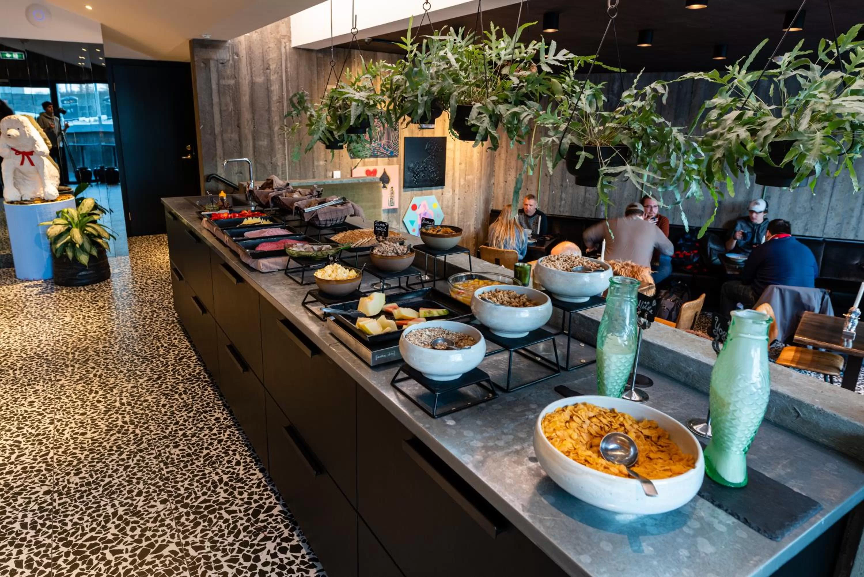 Food and drinks in Hotel Leifur Eiriksson