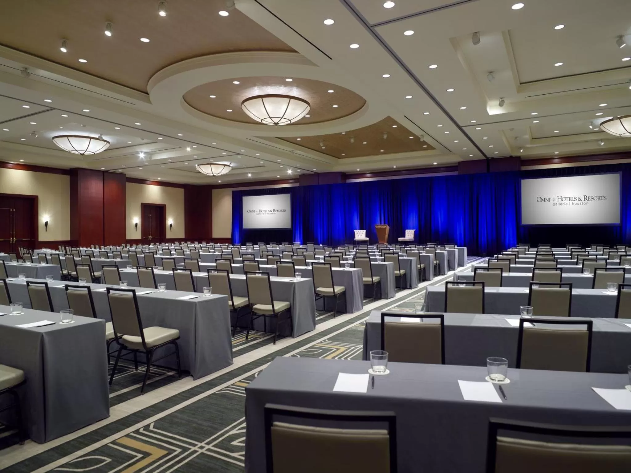 Banquet/Function facilities in Omni Houston Hotel