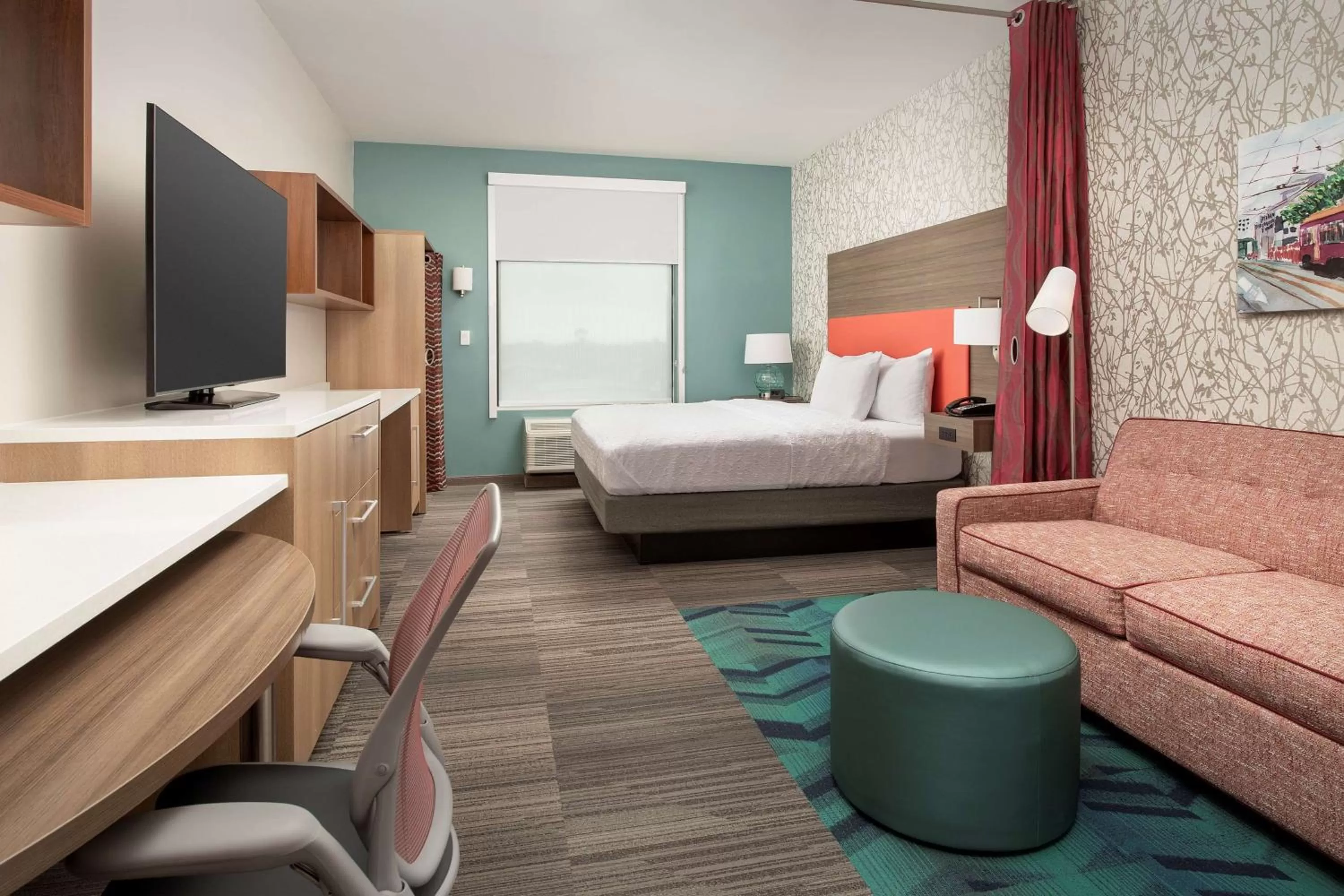 Photo of the whole room, Bed in Home2 Suites By Hilton Kenner New Orleans Arpt