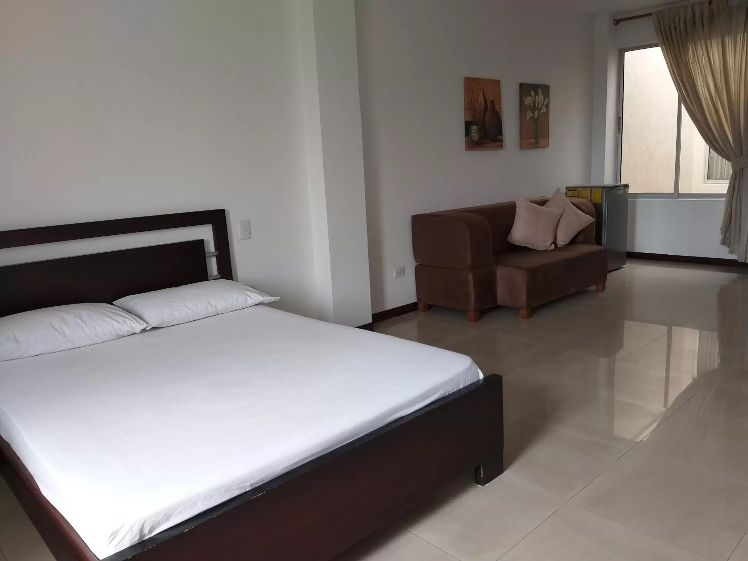 Superior Double Room in Pampalinda Hotel Superior Double Room in Pampalinda Hotel