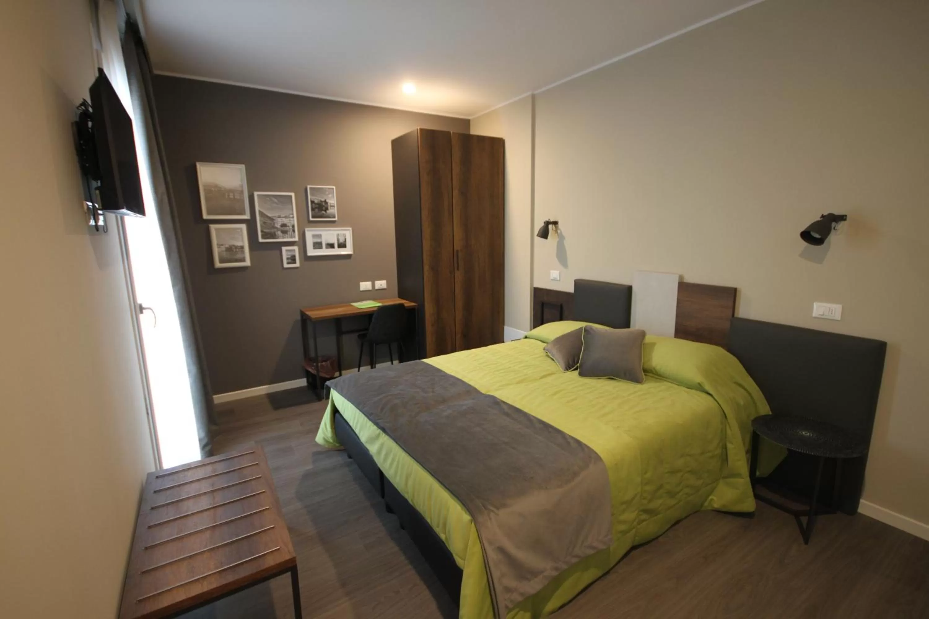 Bedroom, Bed in Pove 2.4 Hotel