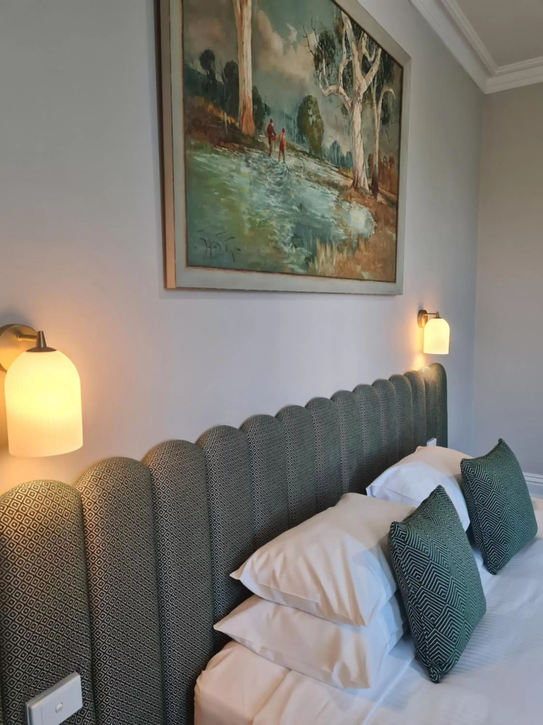 Superior King Room in Mount Gambier Hotel Superior King Room in Mount Gambier Hotel