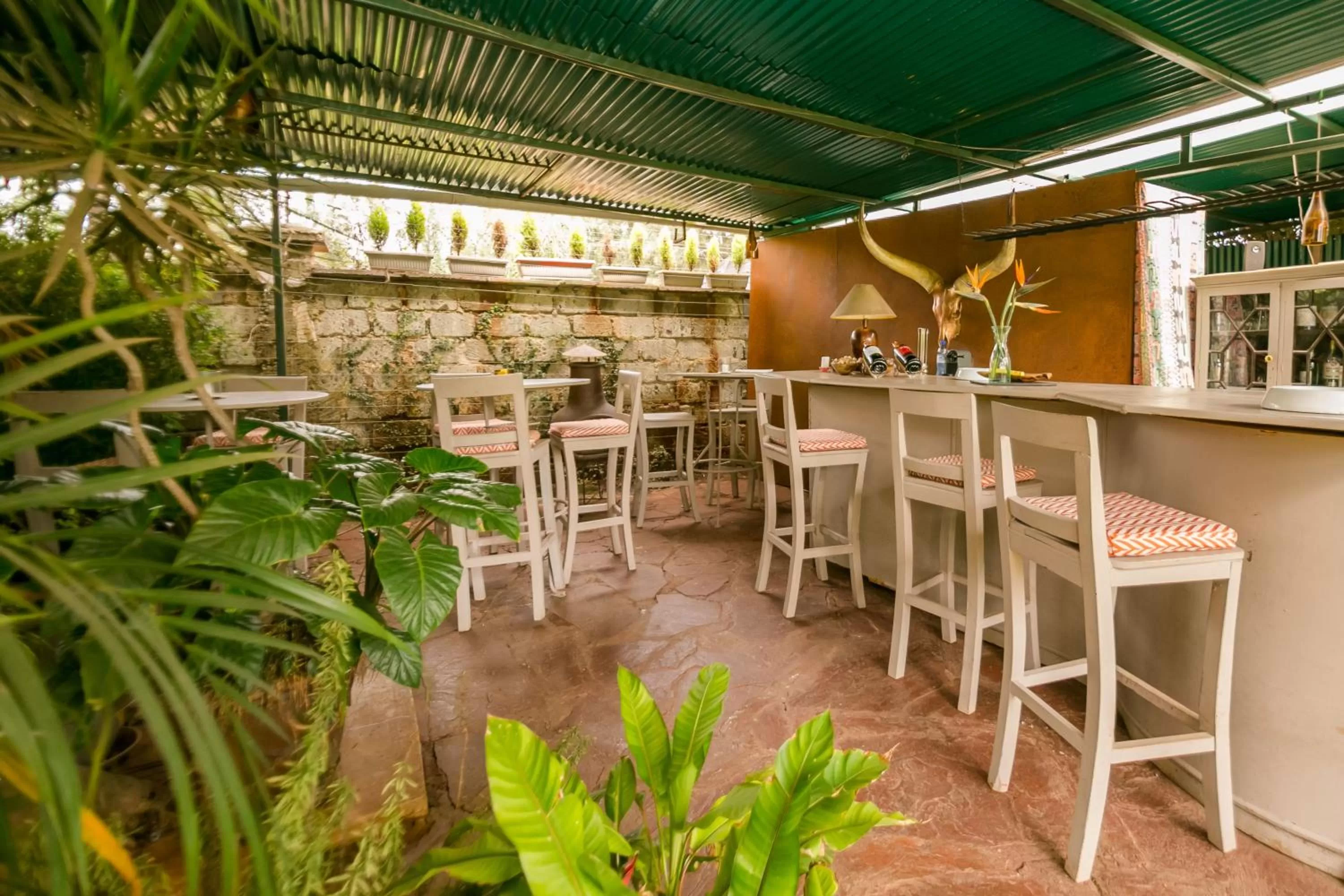 Lounge or bar, Restaurant/Places to Eat in Hotel Rudi