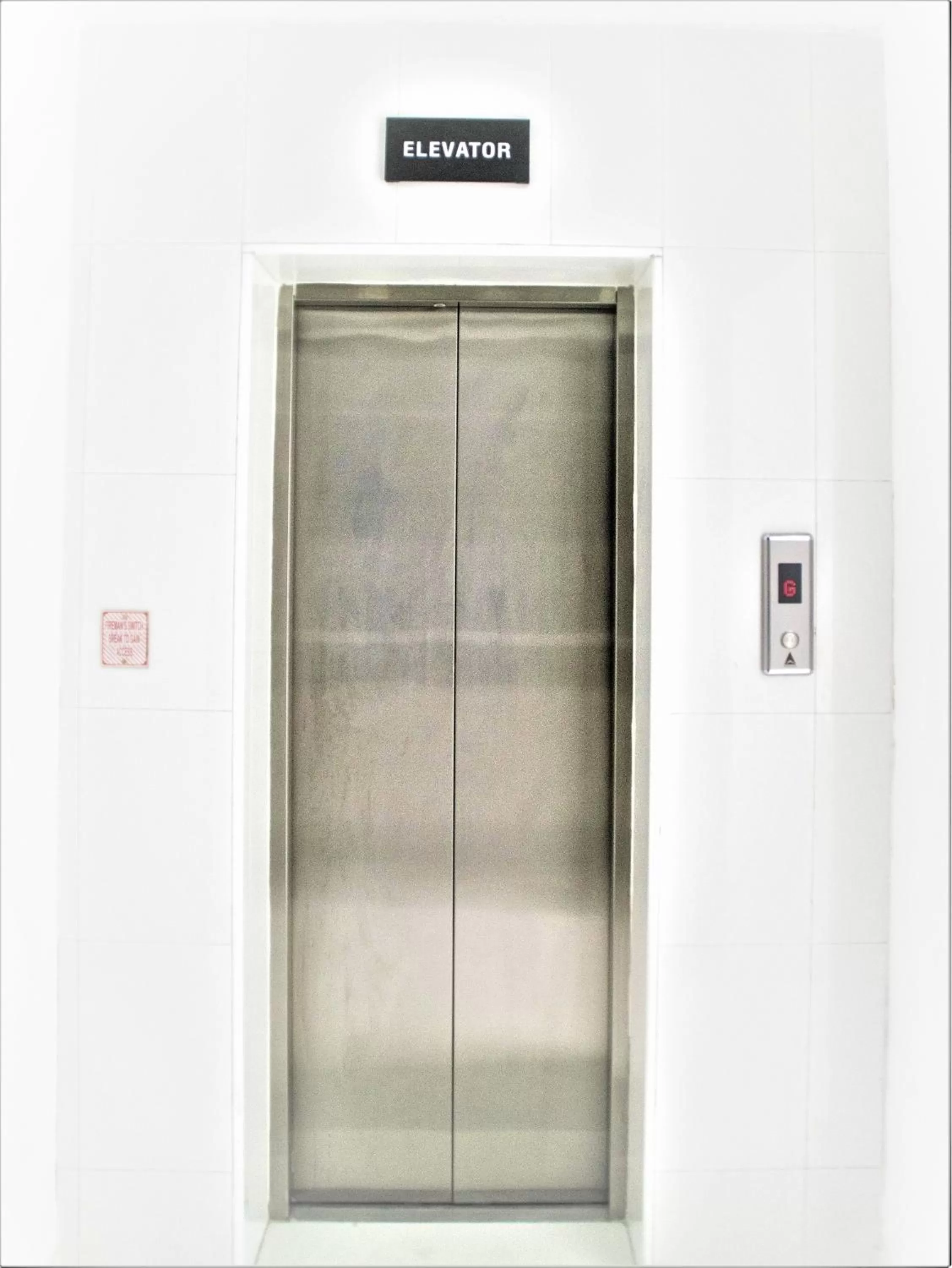 Business facilities, Floor Plan in Hotel Hulk