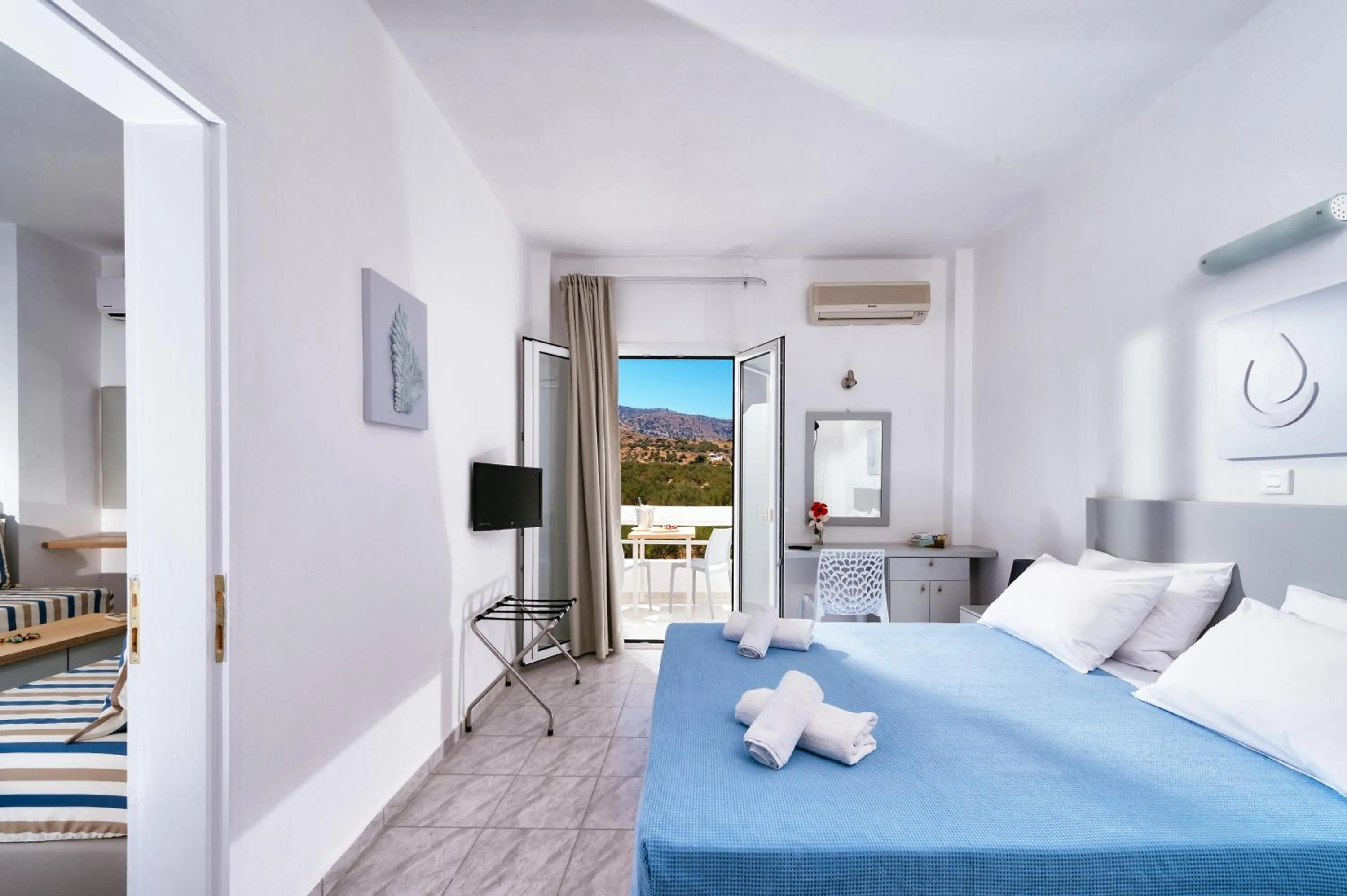 Balcony/Terrace, Bed in Elounda Krini Hotel