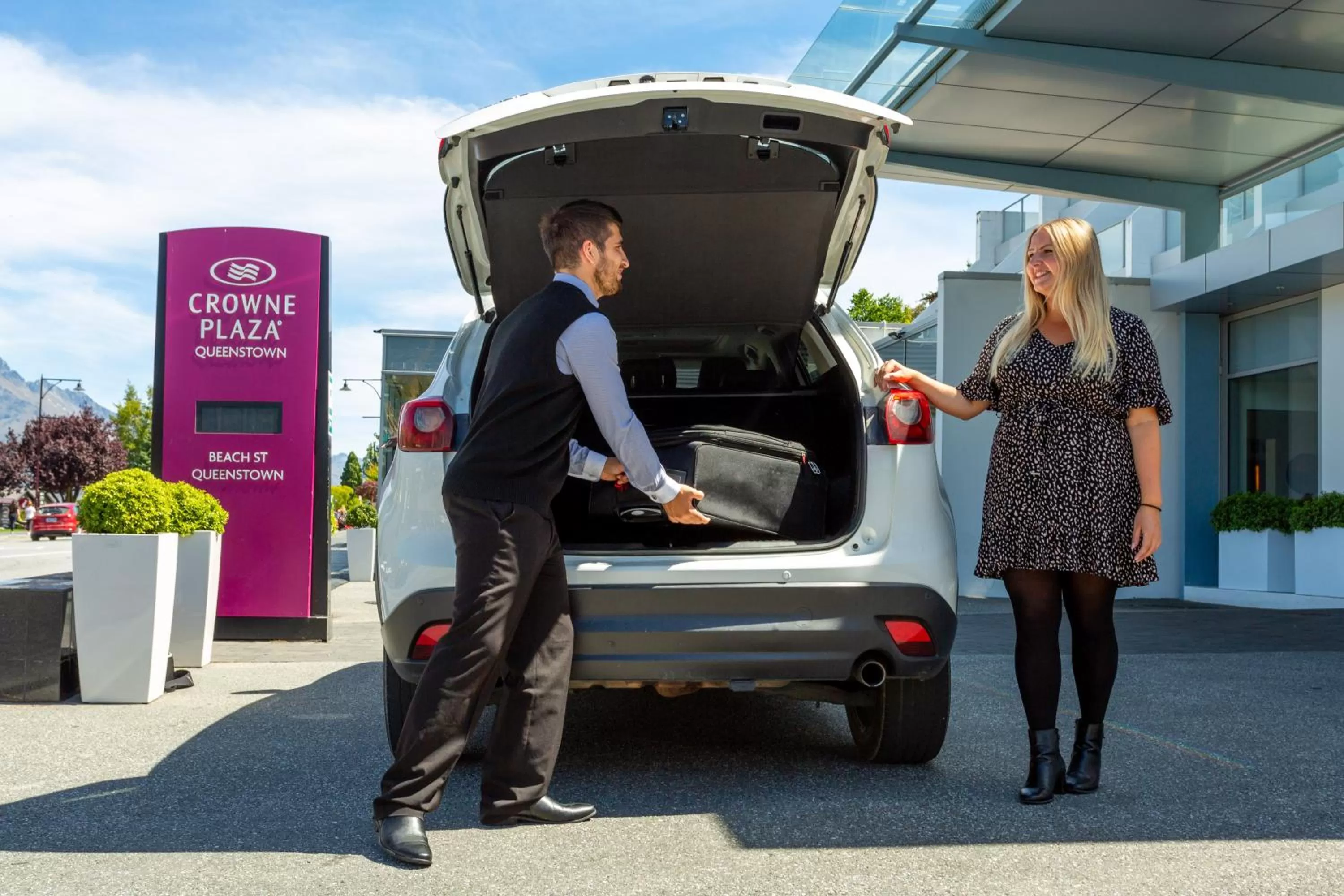 concierge in Crowne Plaza Queenstown by IHG