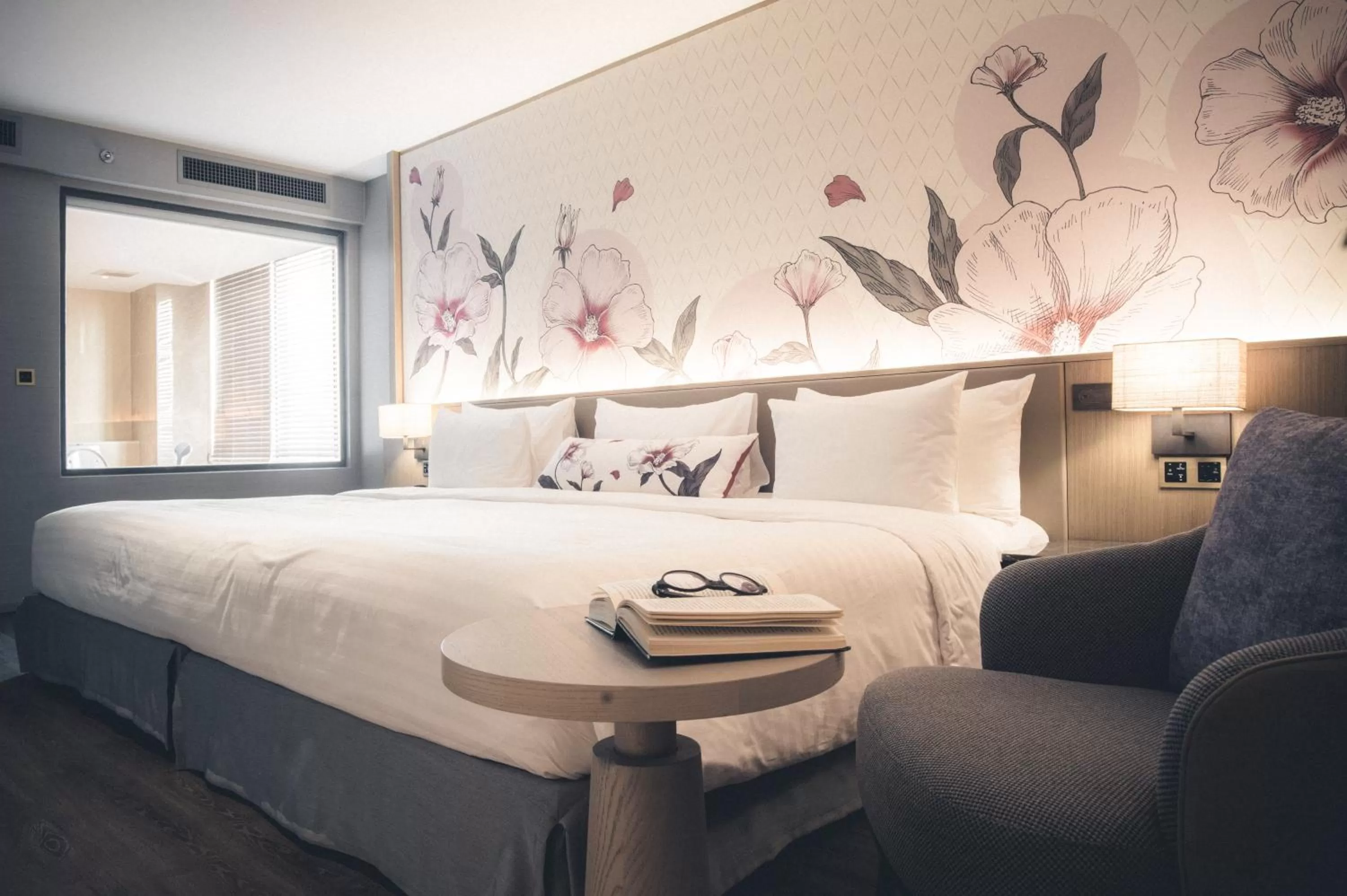 Bed in Sivatel Bangkok Hotel