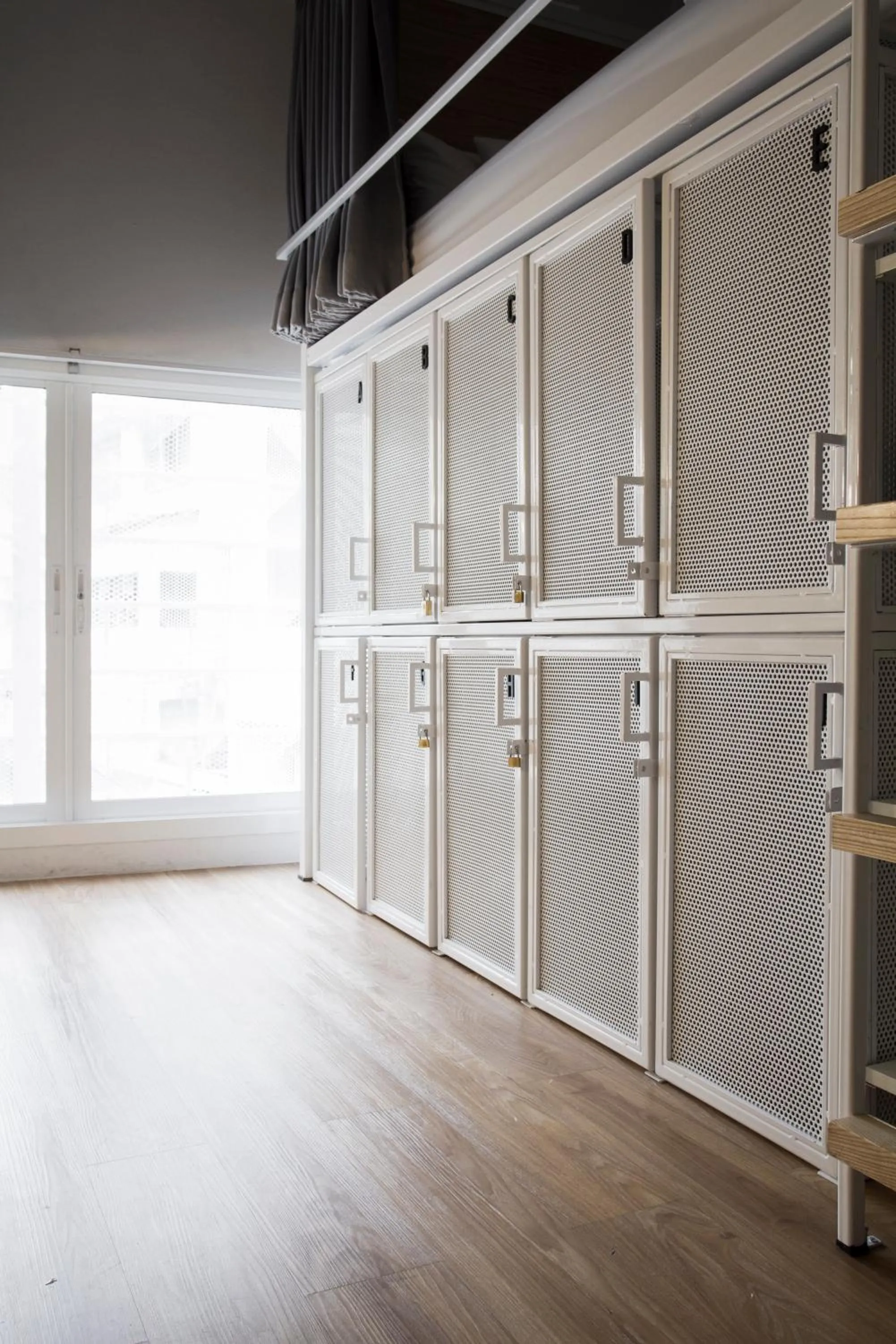 Bed One Block Hostel