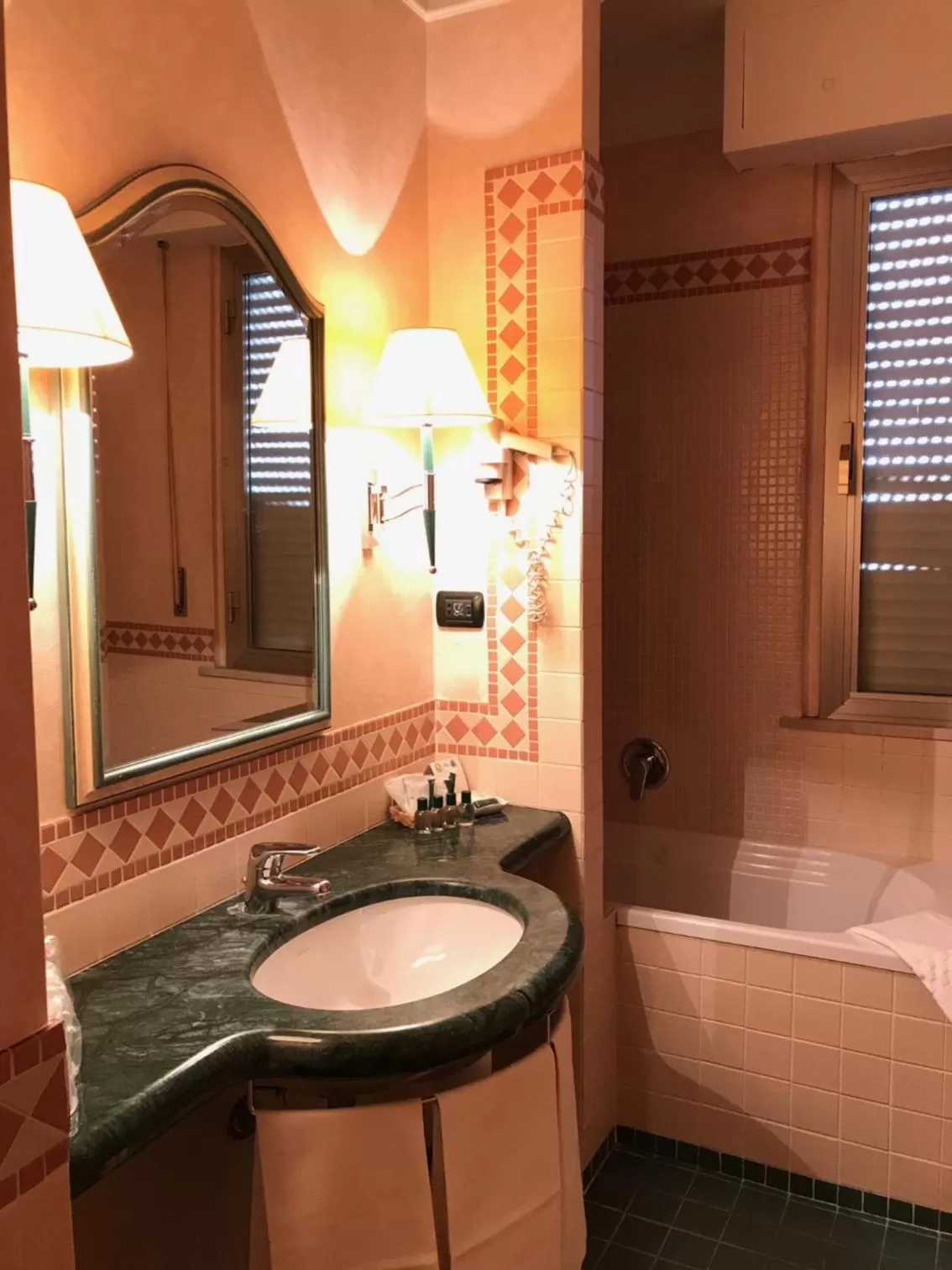 Bathroom in Perugia Plaza Hotel