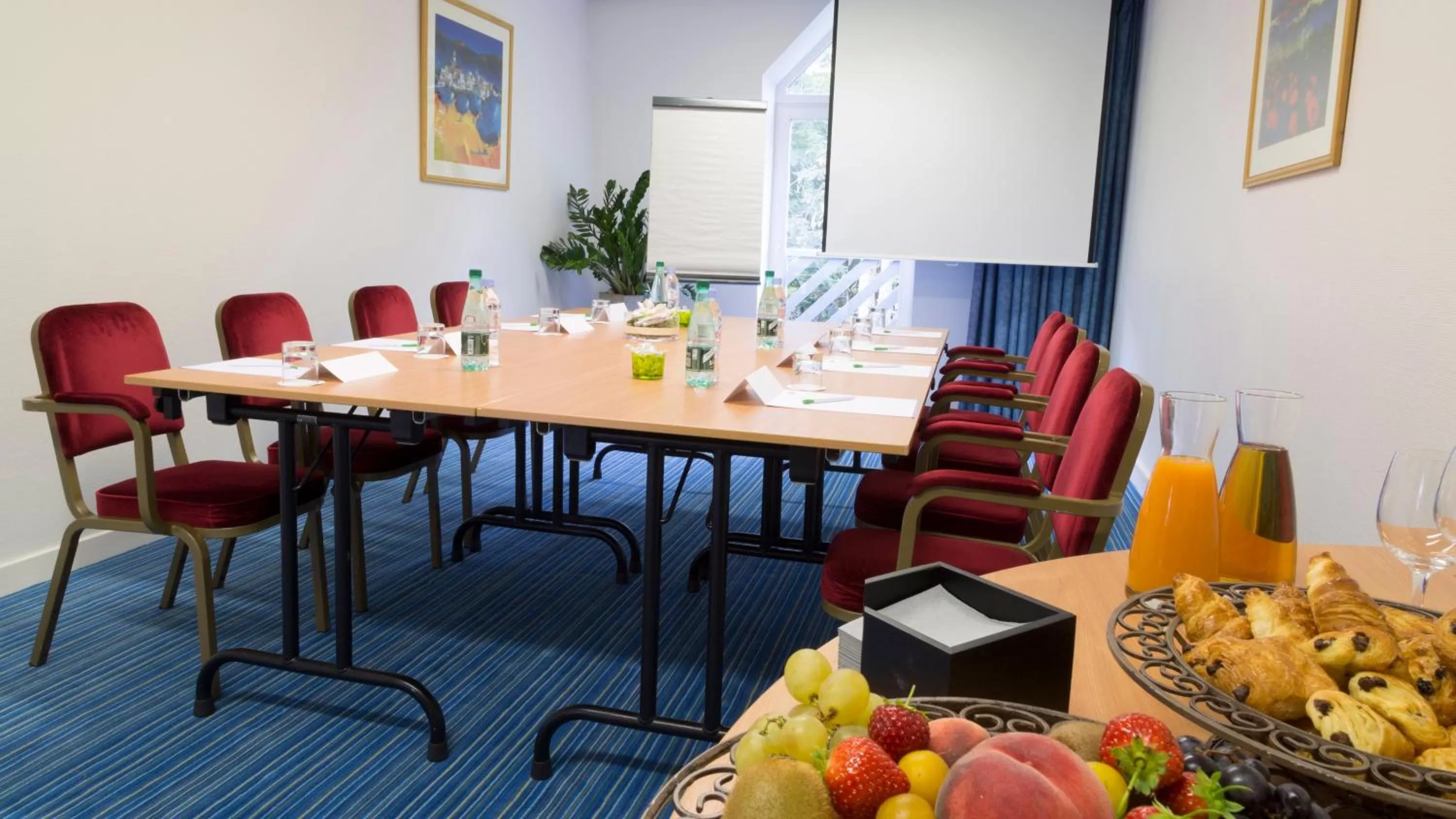 Meeting/conference room in Holiday Inn Resort le Touquet by IHG