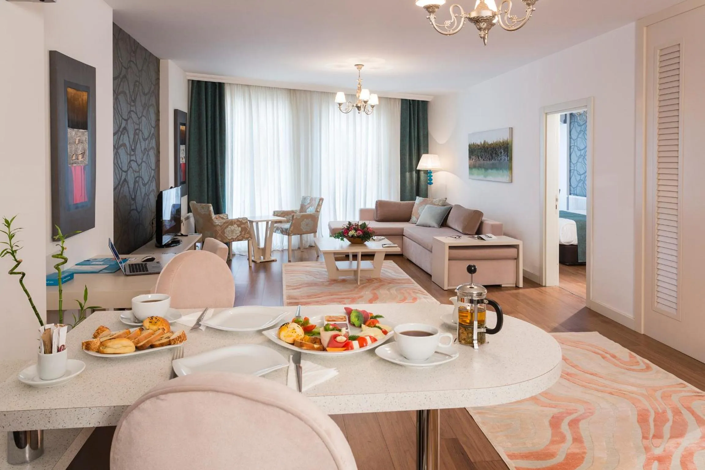 Living room in Turkuaz Suites Bosphorus
