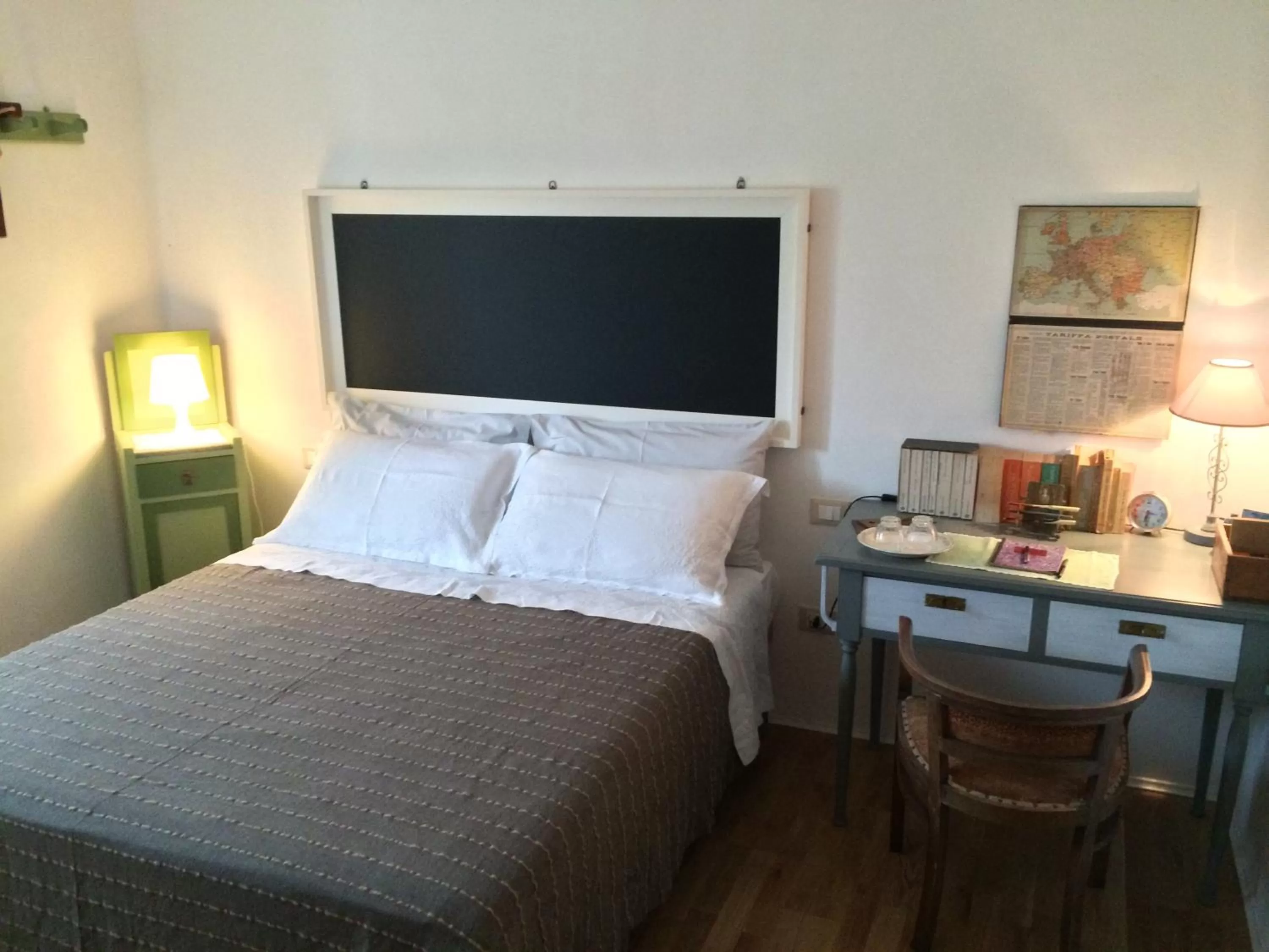 Bedroom, Bed in B&B Giovannarolla Green House