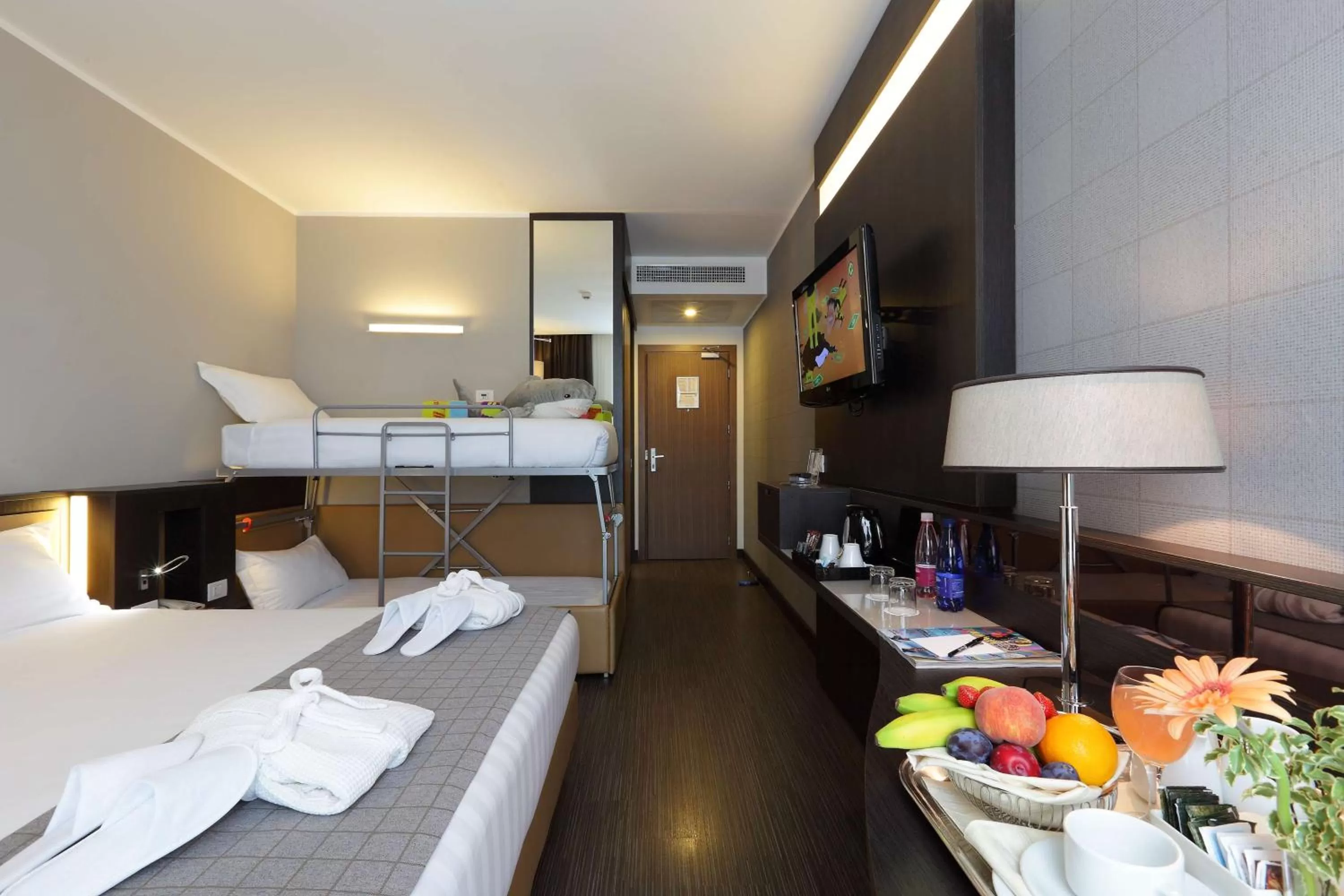 Family Room with Queen Bed - Non-Smoking in Best Western Premier CHC Airport