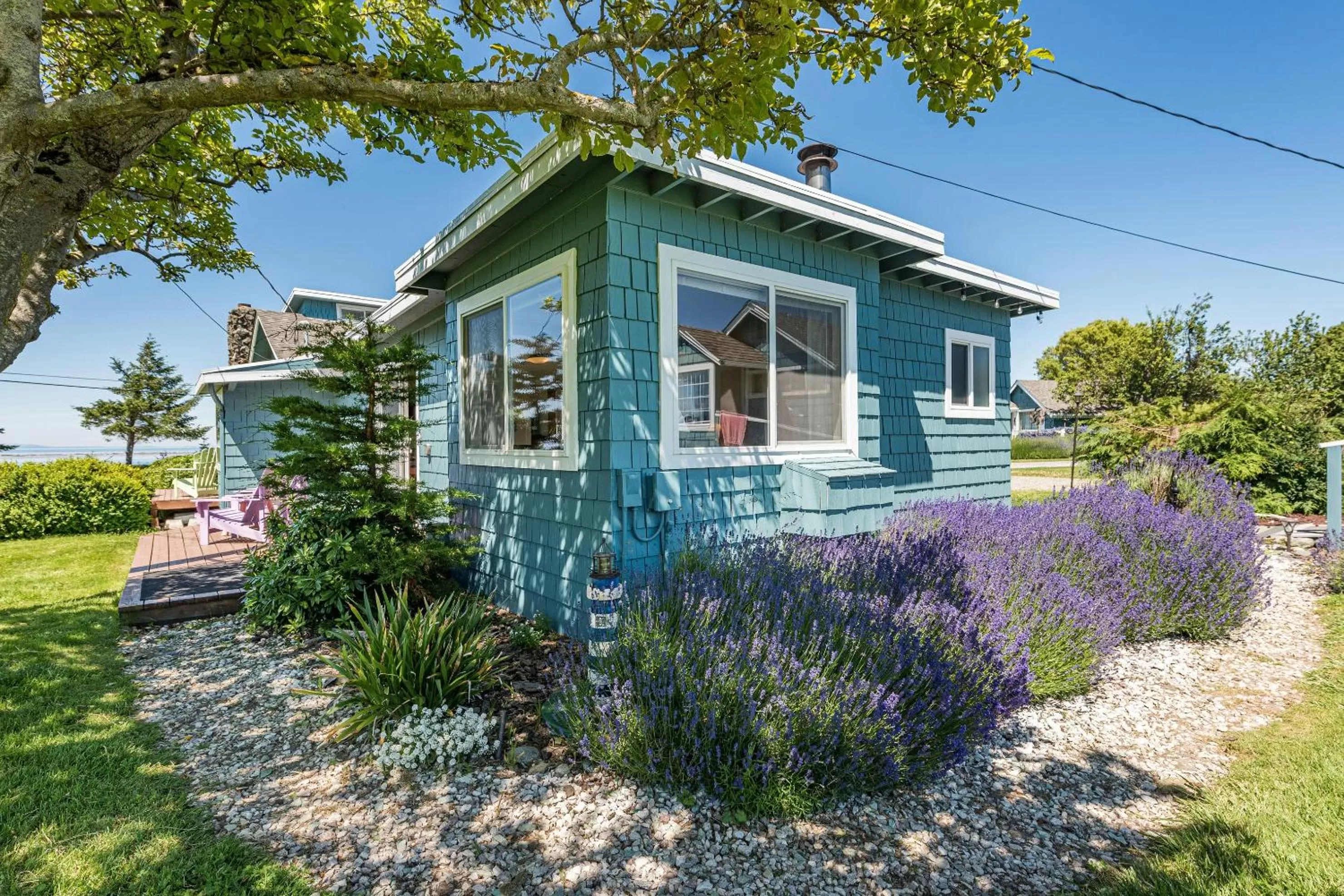 Property building in Juan de Fuca Waterfront Hotel & Cottages