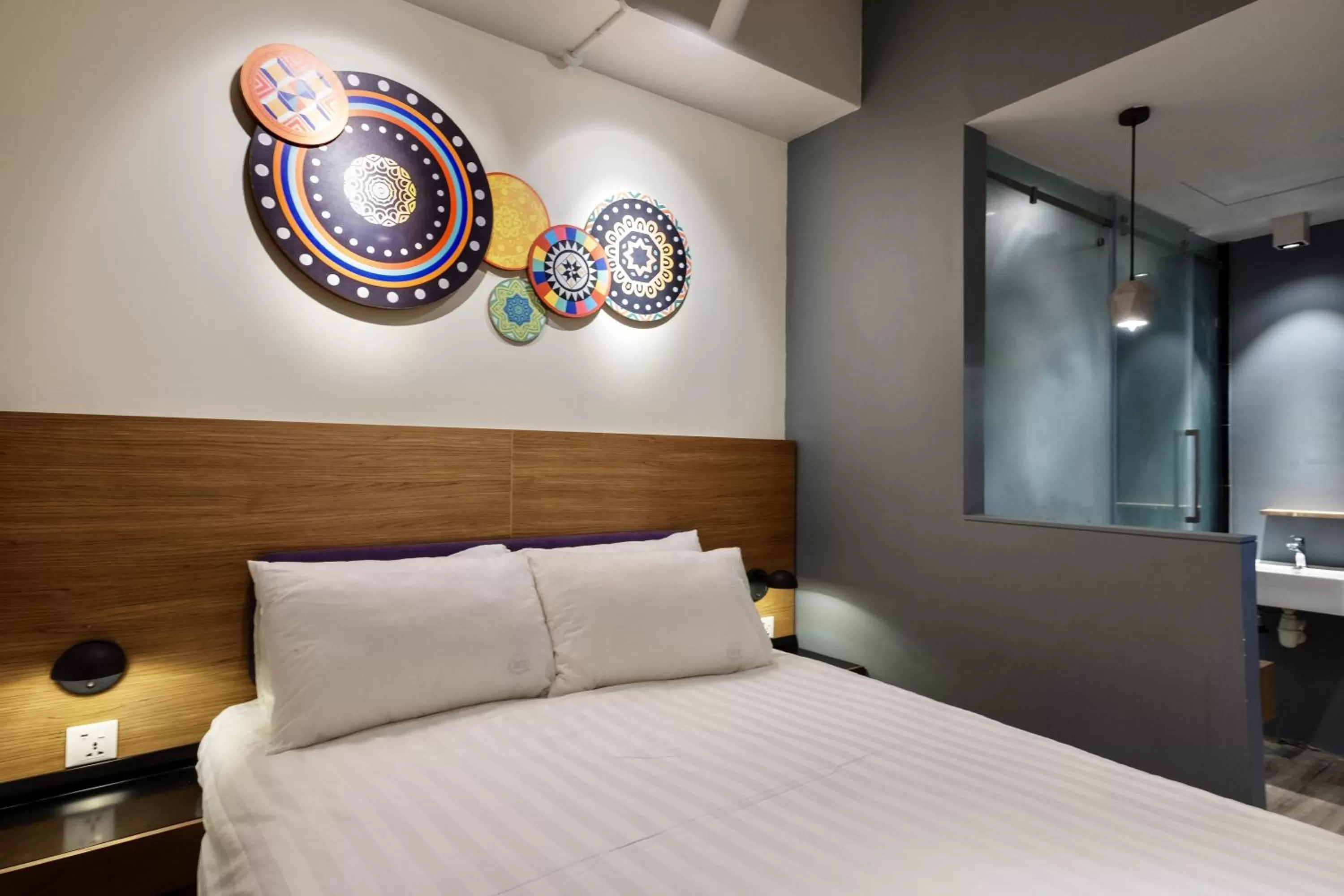 Standard Studio Double with Private Bathroom (No Window) in TOOJOU Kota Kinabalu