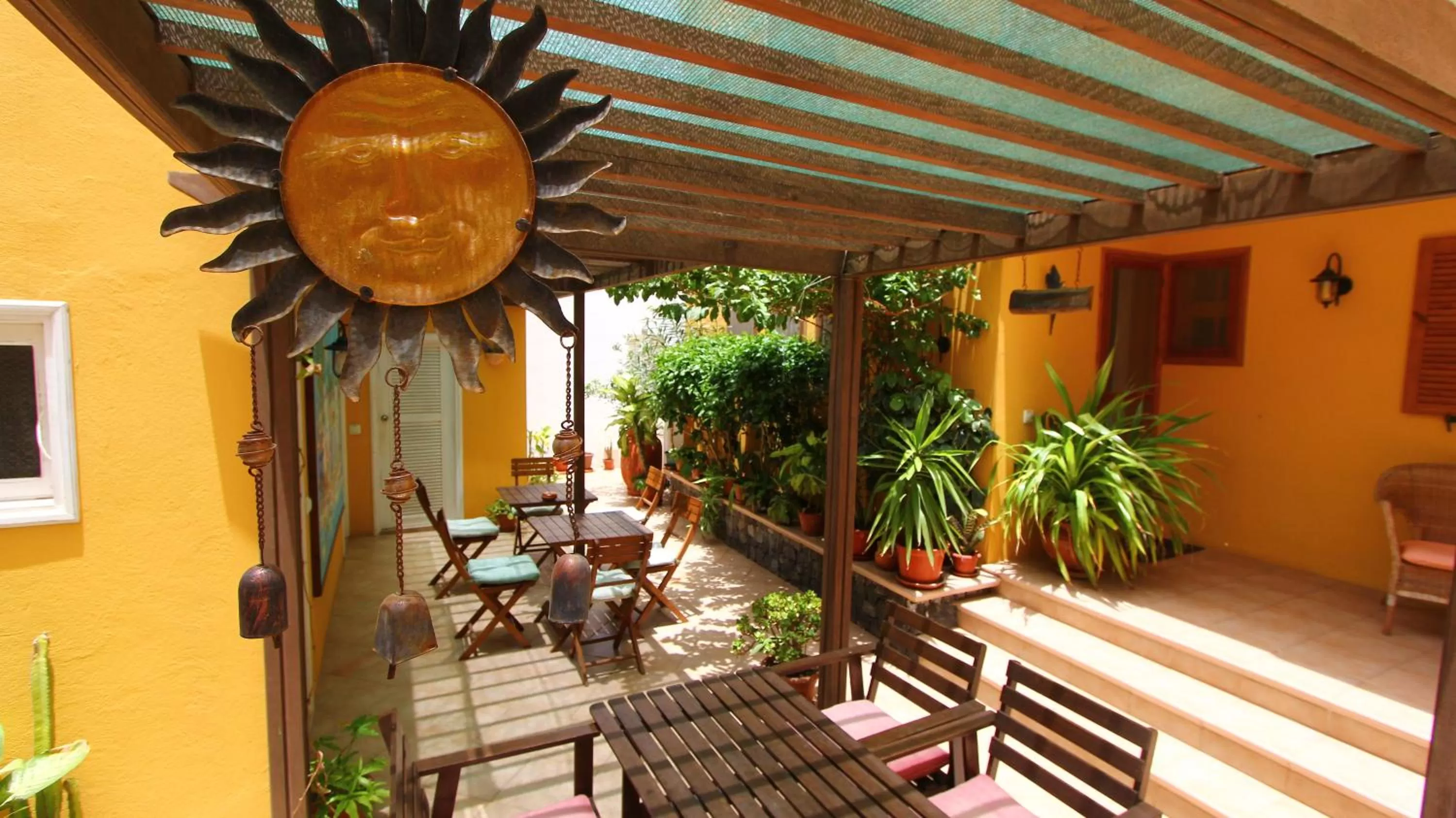 Garden in Kira's Boutique Hotel