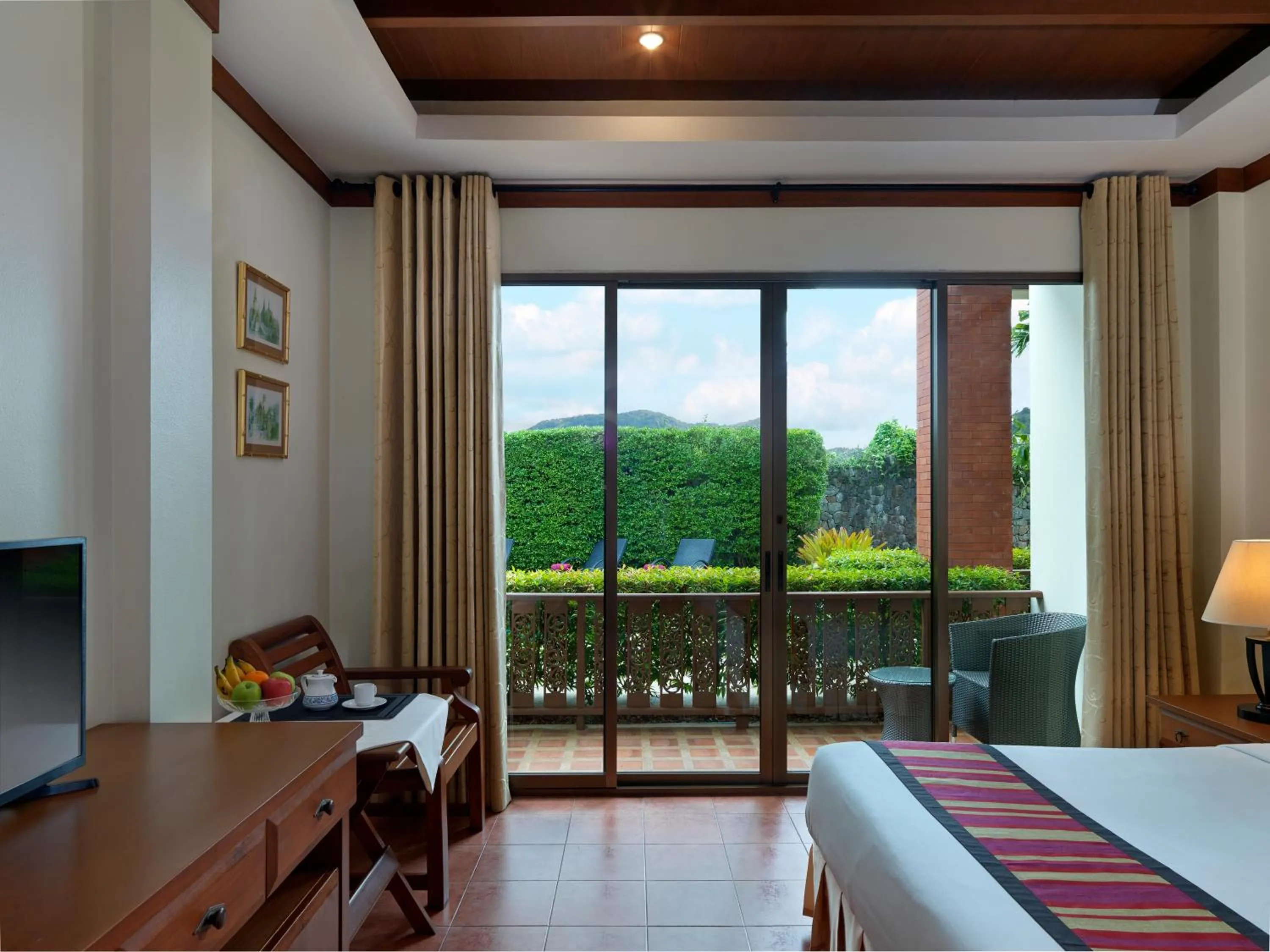 Photo of the whole room in Sun Hill Hotel Patong