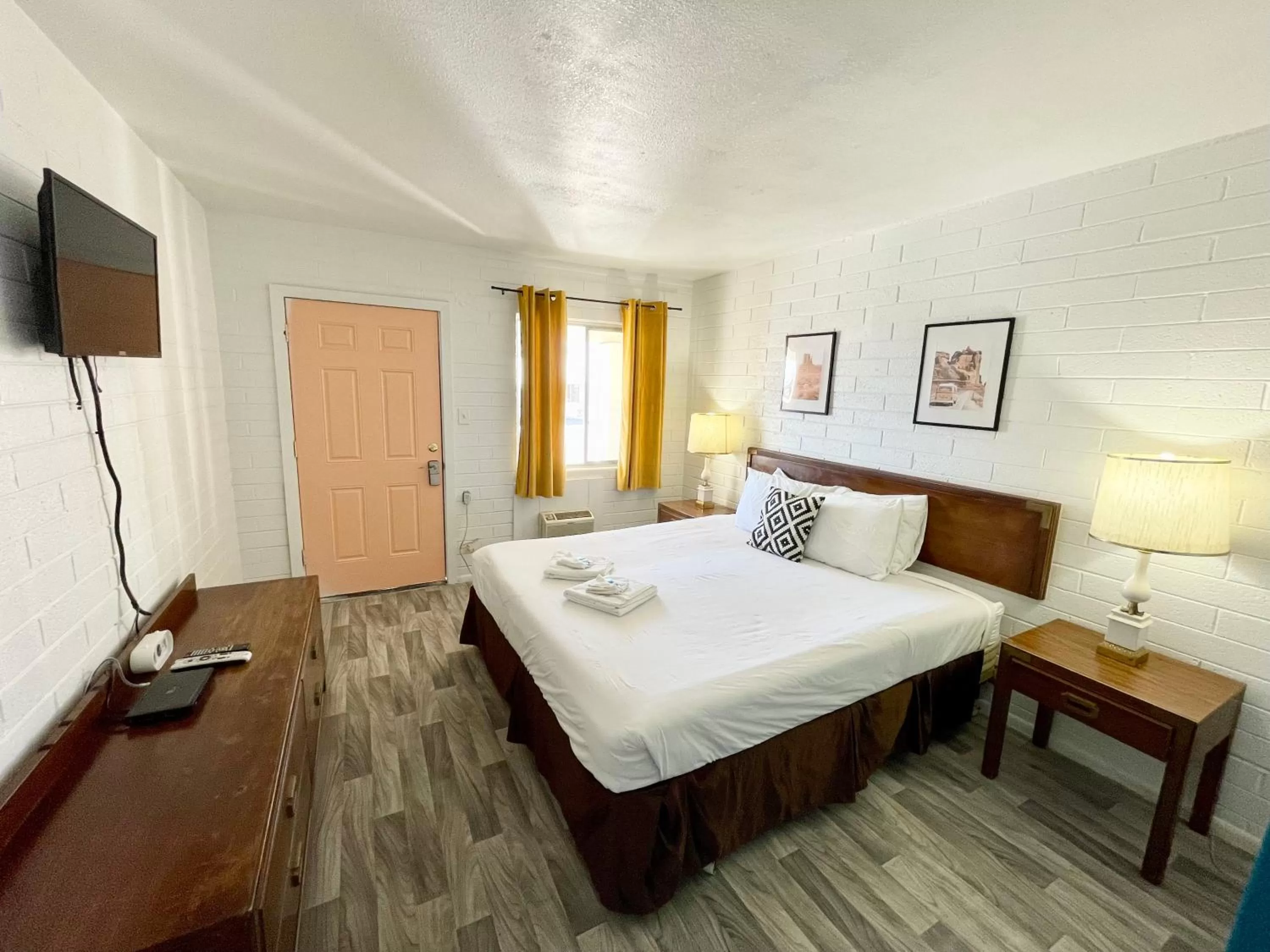 Bed in The Postcard Motel