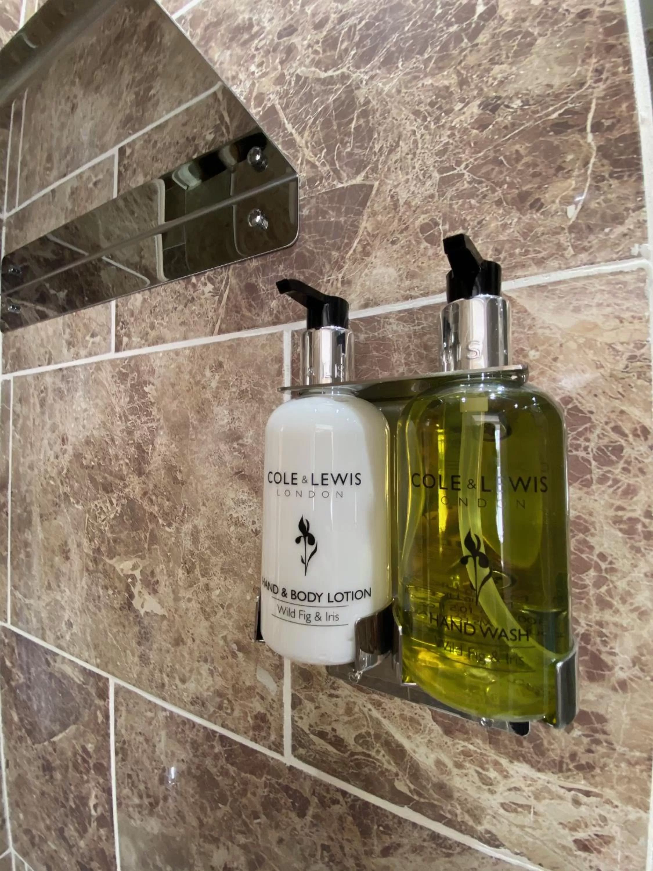 Carlton Corner Bed & Breakfast