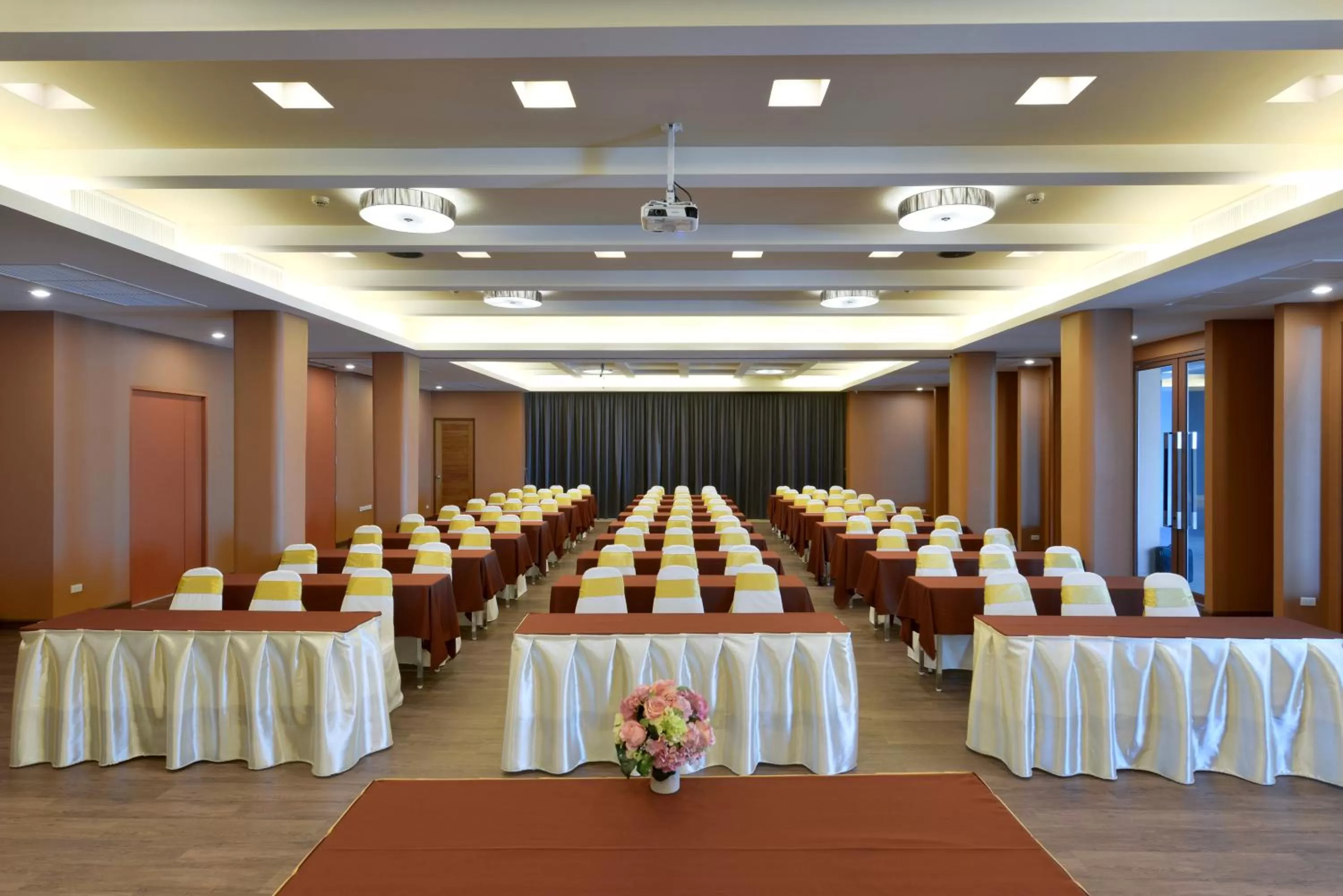 Meeting/conference room in Hisea Huahin Hotel