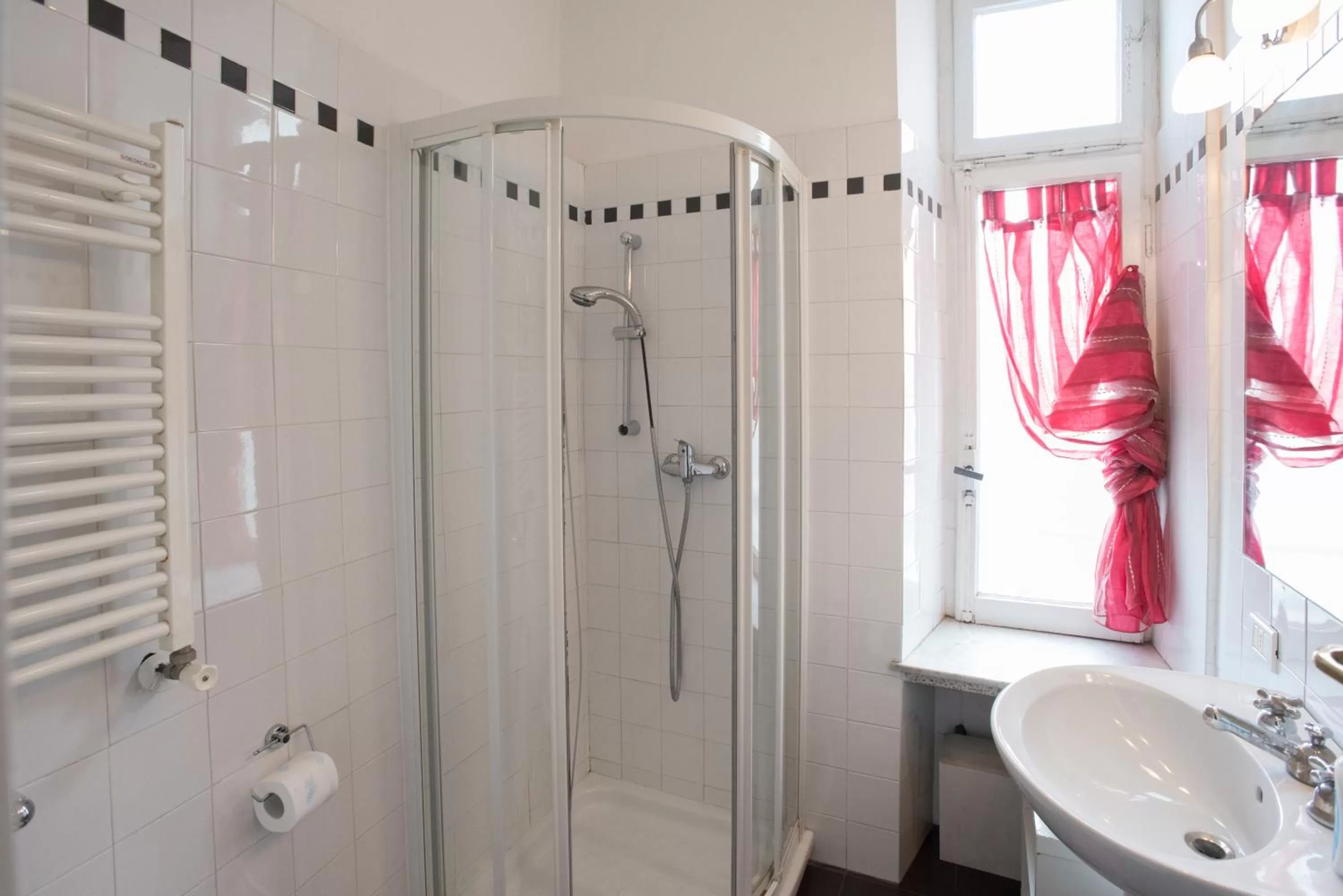 Bathroom in Quo Vadis Roma 2