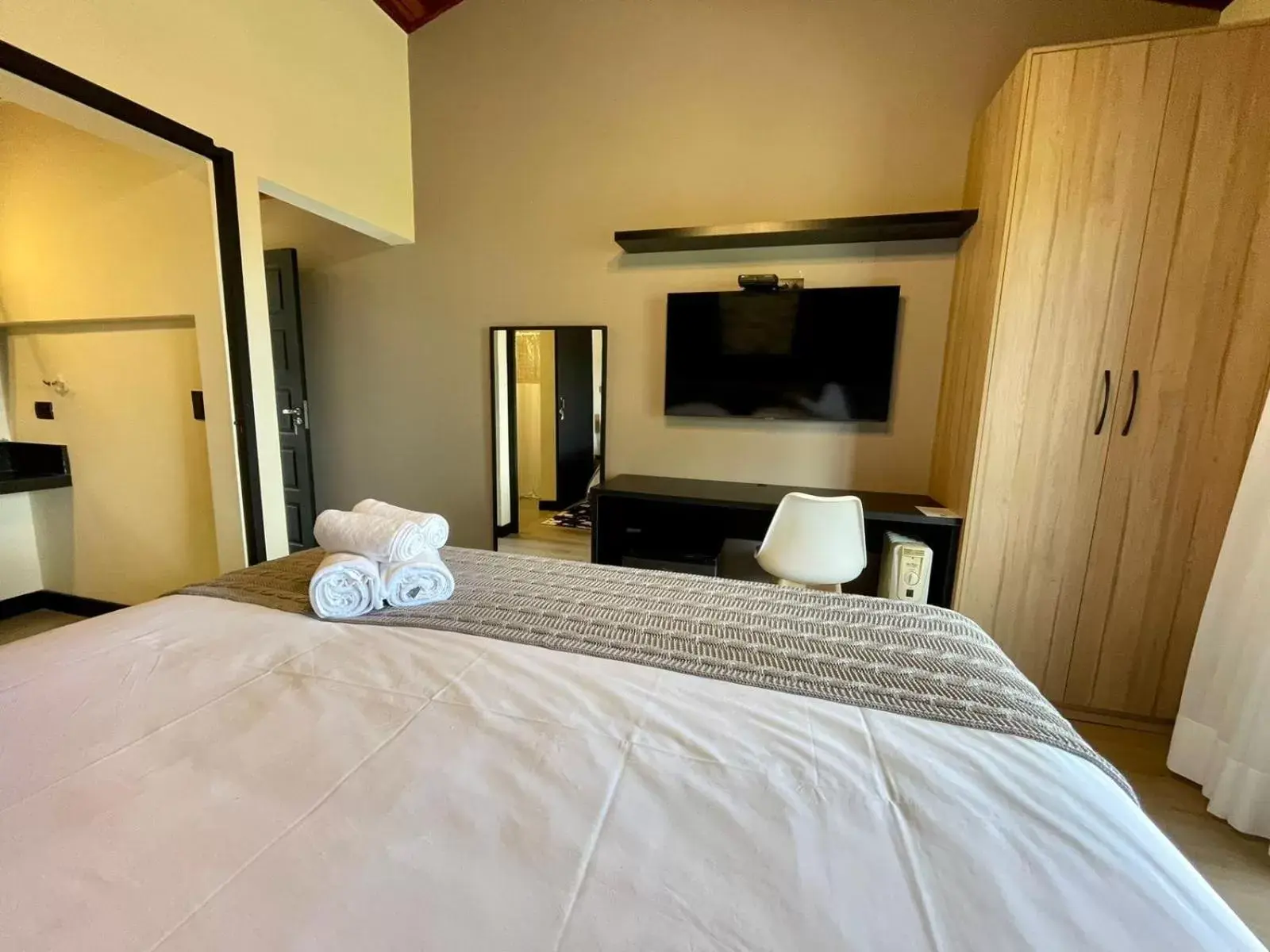 Deluxe King Room in Pousada Terrazzo Bonjardim - by Easy Hotéis Deluxe King Room in Pousada Terrazzo Bonjardim - by Easy Hotéis