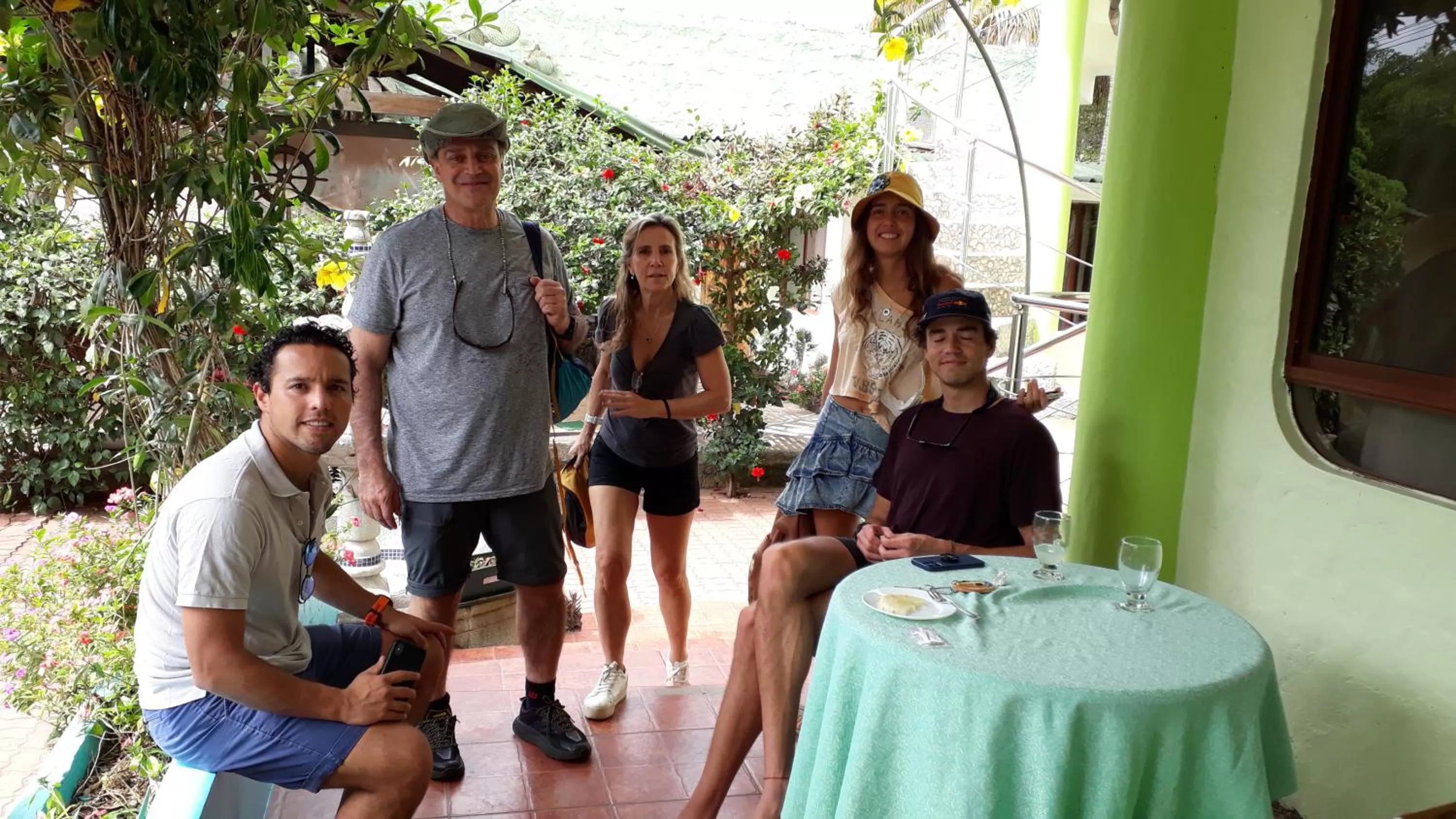 Family in Hostal Casa Edén