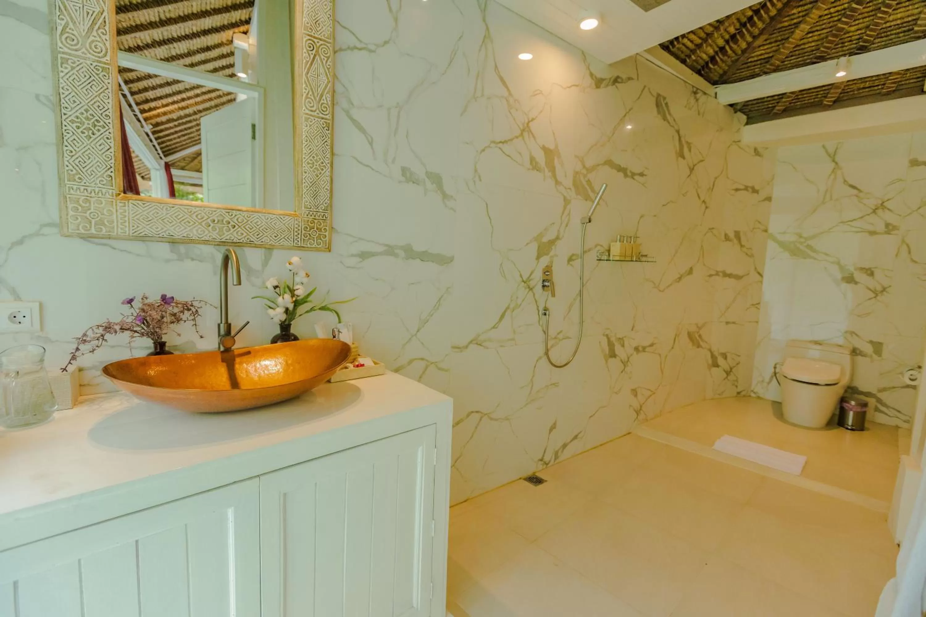 Shower in Villa Cella Bella Ubud