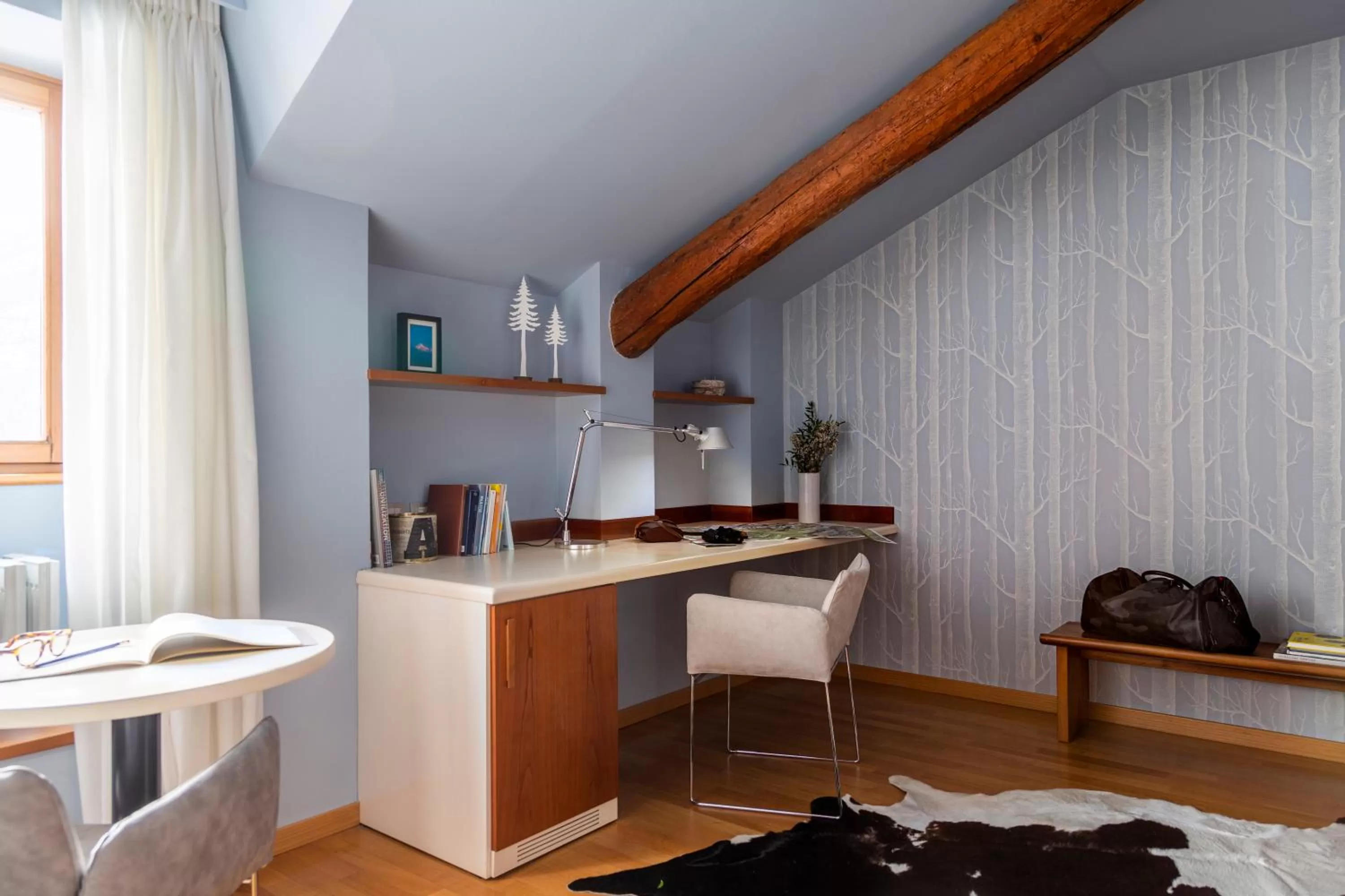 Seating area in Hotel Tremoggia